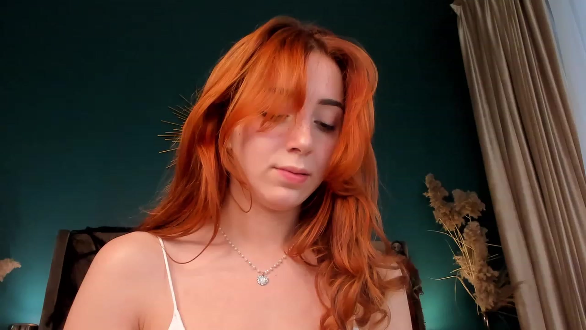 Gallery image thumbnail from ElsaYoung's myfreecams stream on, 10/28/2023, 12:43 image 1 of 20