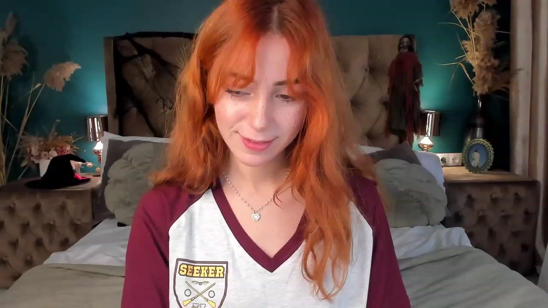 Gallery image thumbnail from ElsaYoung's myfreecams stream on, 10/29/2023, 06:53 image 5 of 20