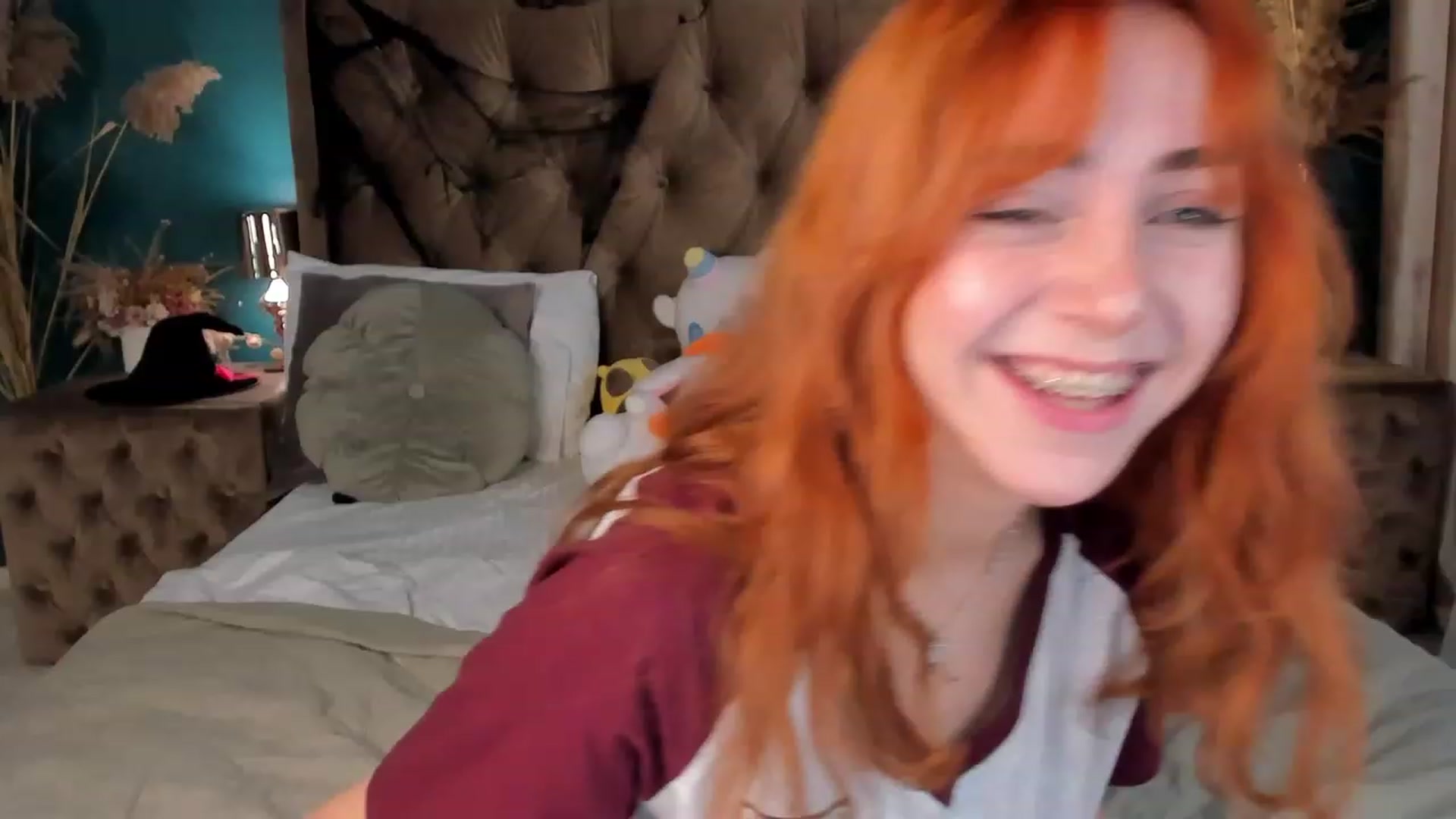 Gallery image thumbnail from ElsaYoung's myfreecams stream on, 10/29/2023, 06:53 image 14 of 20