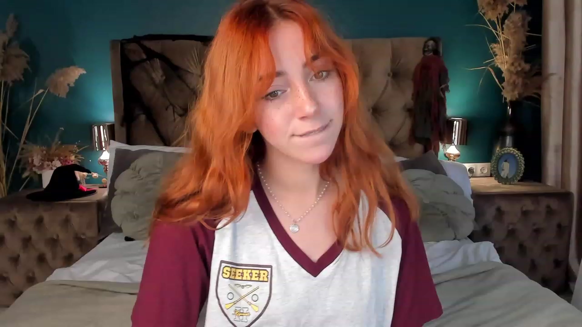 Gallery image thumbnail from ElsaYoung's myfreecams stream on, 10/29/2023, 06:53 image 3 of 20