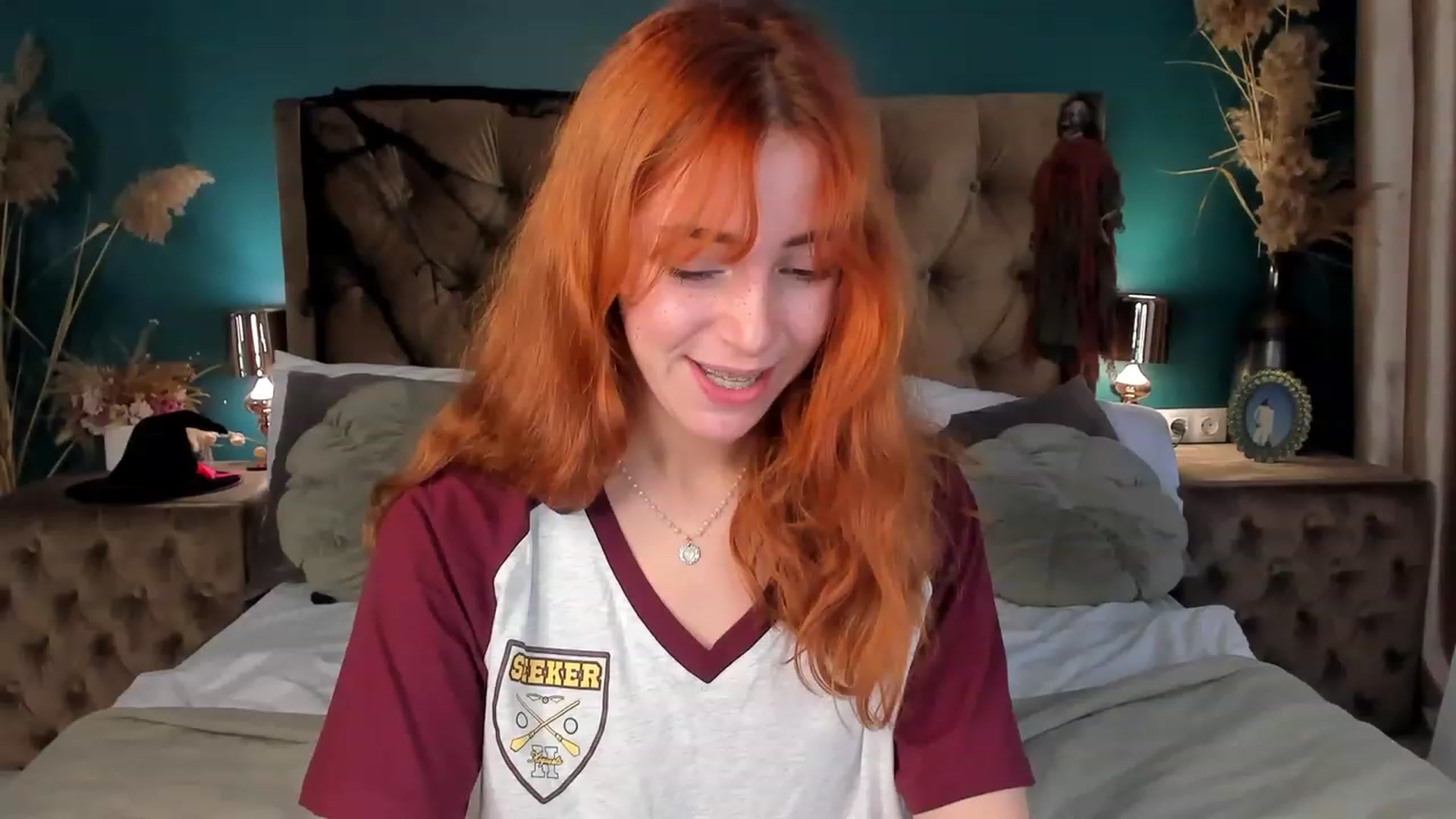 Gallery image thumbnail from ElsaYoung's myfreecams stream on, 10/29/2023, 06:53 image 11 of 20