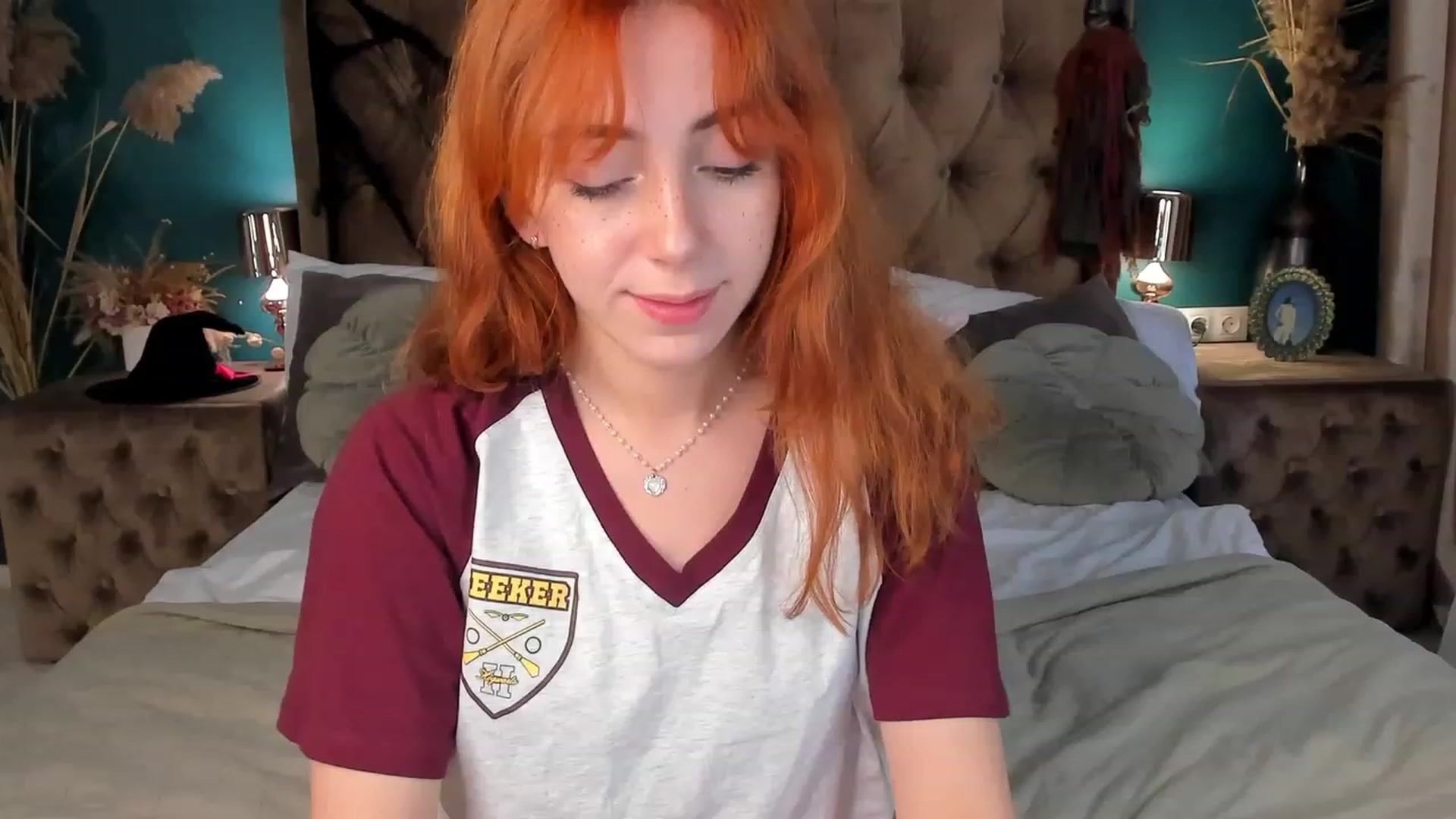 Gallery image thumbnail from ElsaYoung's myfreecams stream on, 10/29/2023, 07:14 image 8 of 20