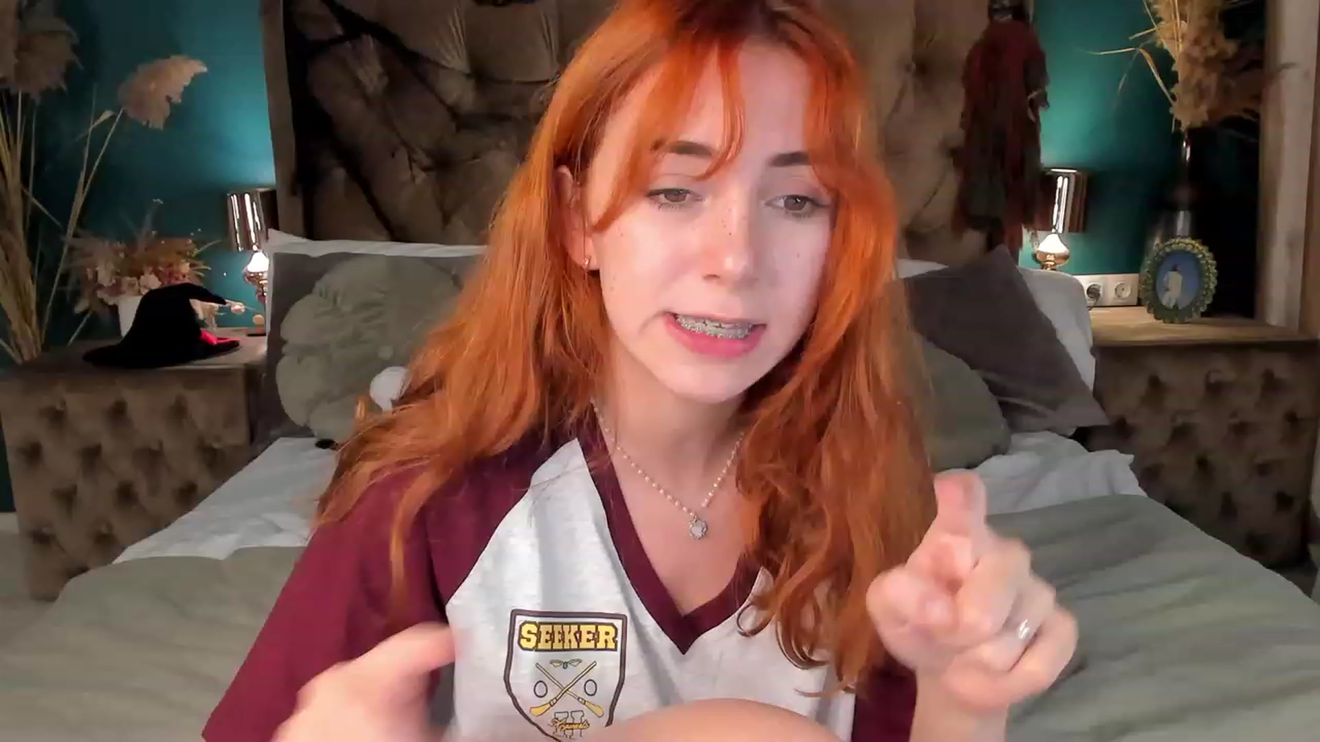 Gallery image thumbnail from ElsaYoung's myfreecams stream on, 10/29/2023, 08:59 image 7 of 20