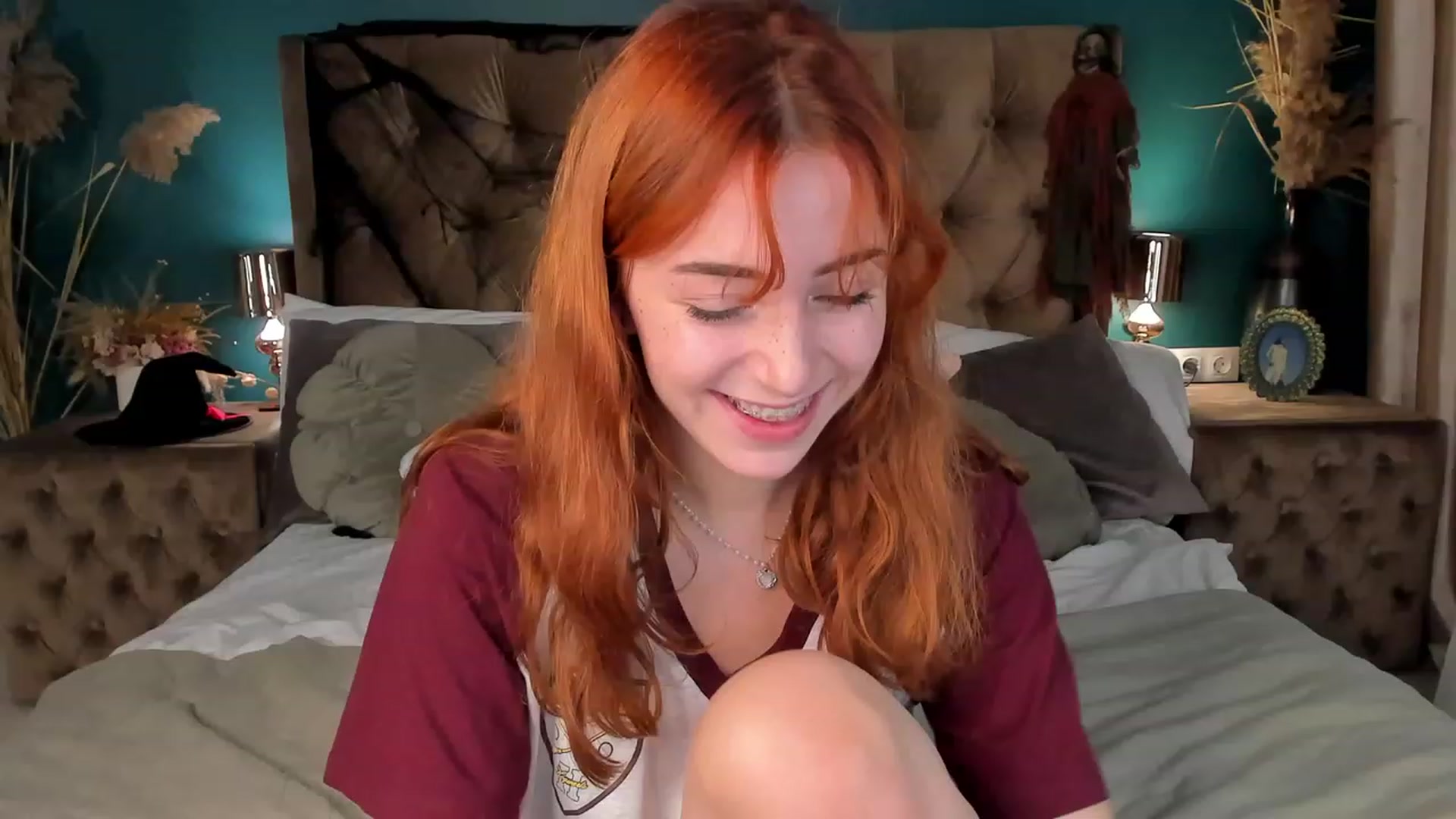 Gallery image thumbnail from ElsaYoung's myfreecams stream on, 10/29/2023, 08:59 image 12 of 20
