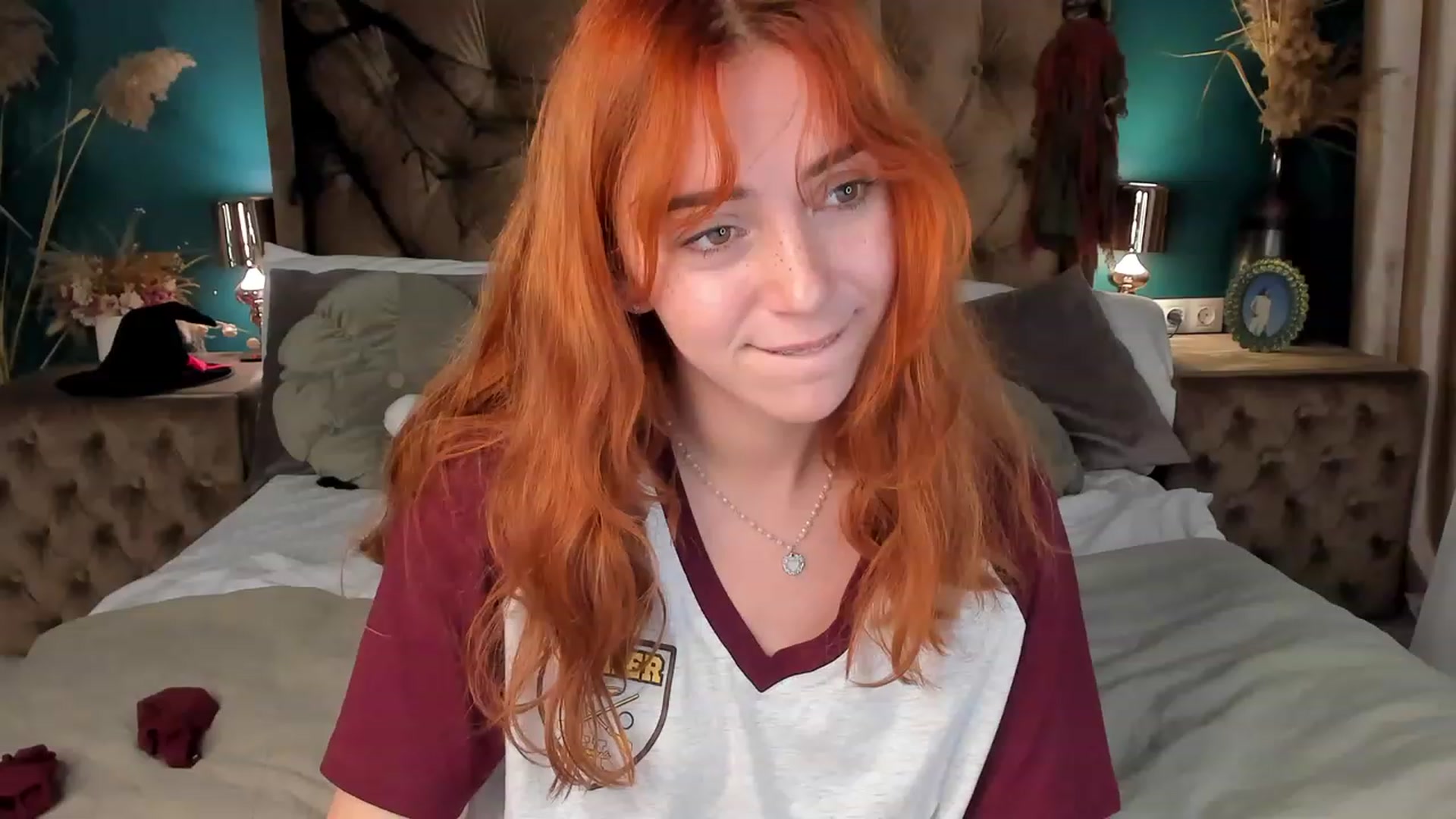 Gallery image thumbnail from ElsaYoung's myfreecams stream on, 10/29/2023, 08:59 image 16 of 20