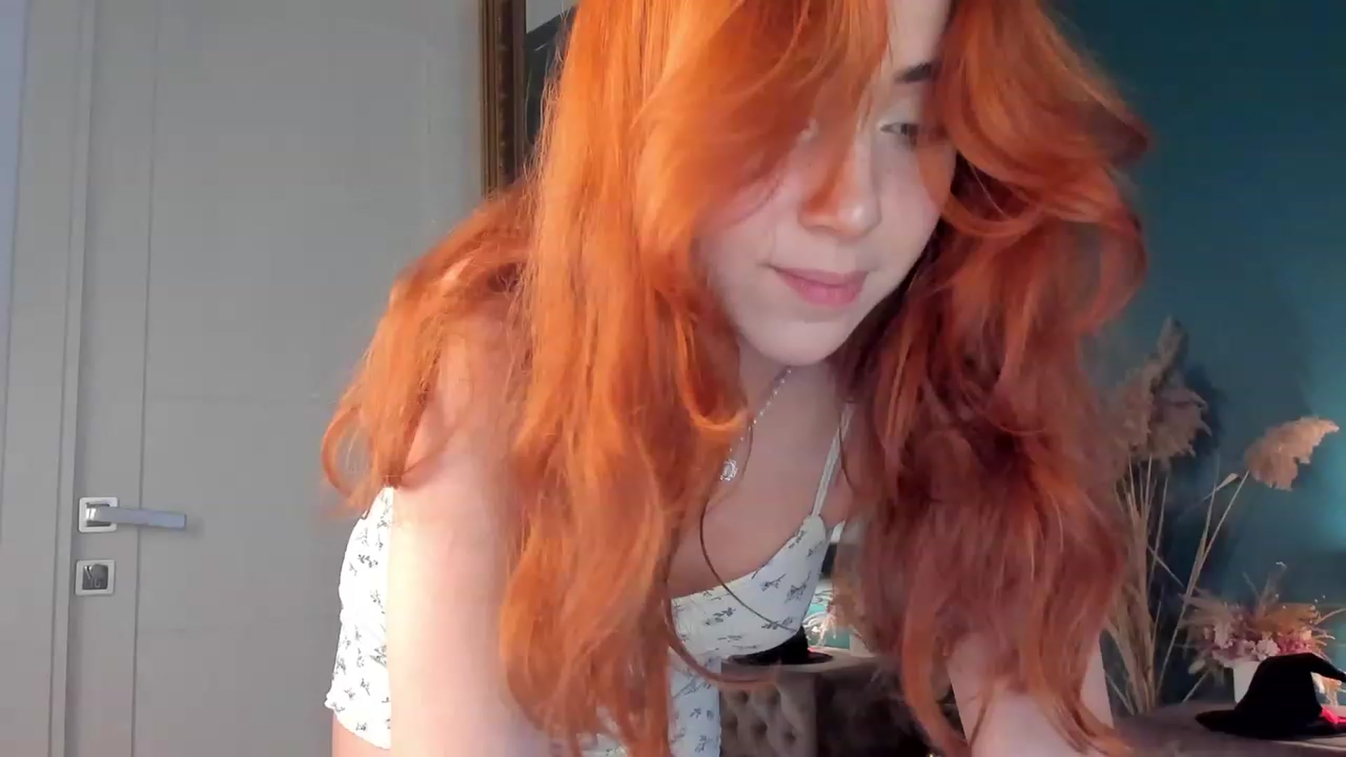 Gallery image thumbnail from ElsaYoung's myfreecams stream on, 11/01/2023, 13:52 image 6 of 20