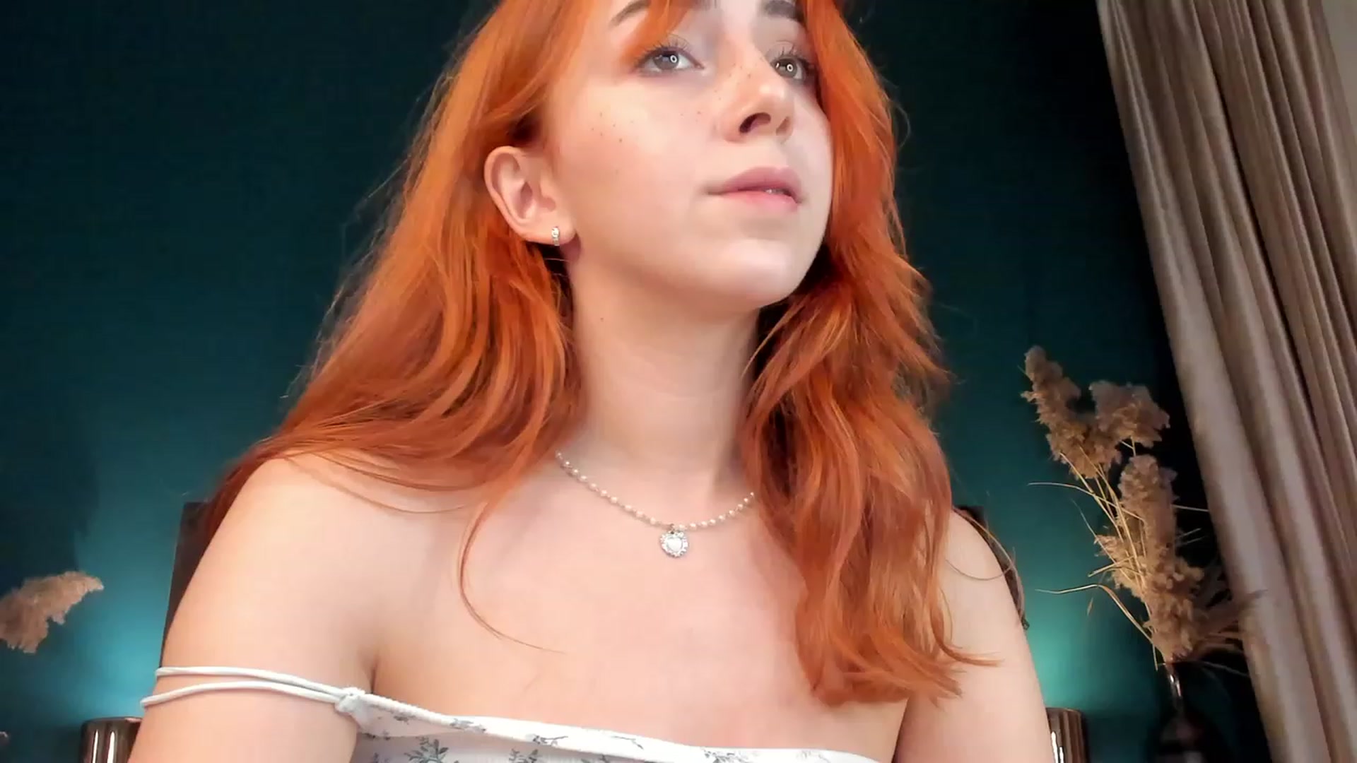 Gallery image thumbnail from ElsaYoung's myfreecams stream on, 11/01/2023, 16:09 image 14 of 20