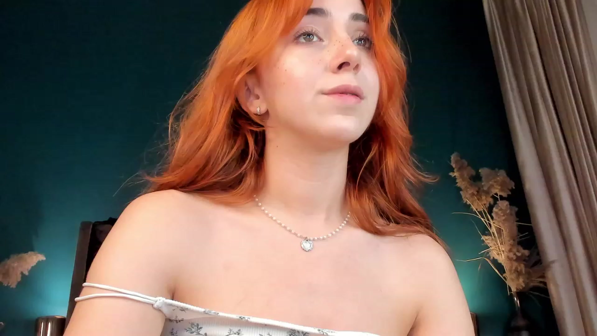 Gallery image thumbnail from ElsaYoung's myfreecams stream on, 11/01/2023, 16:09 image 13 of 20