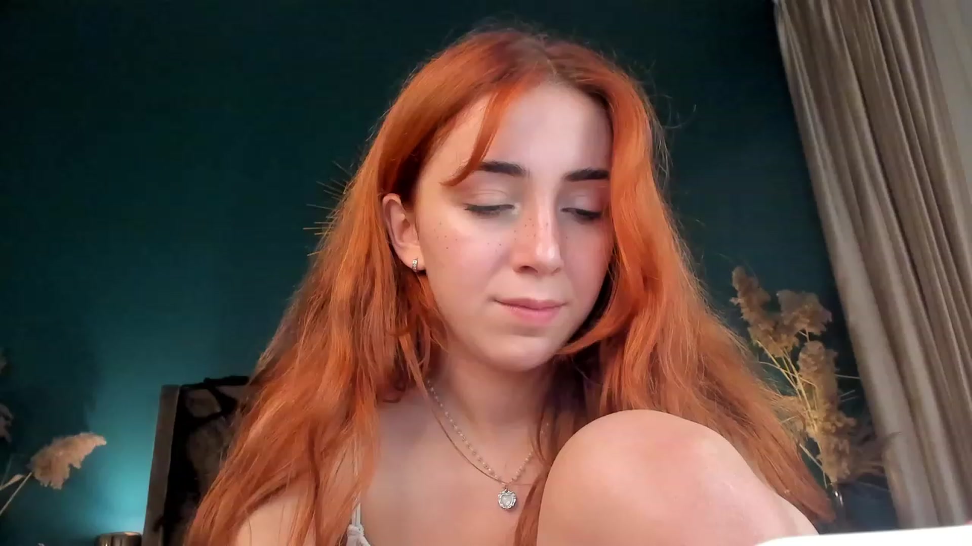 Gallery image thumbnail from ElsaYoung's myfreecams stream on, 11/01/2023, 18:26 image 6 of 20