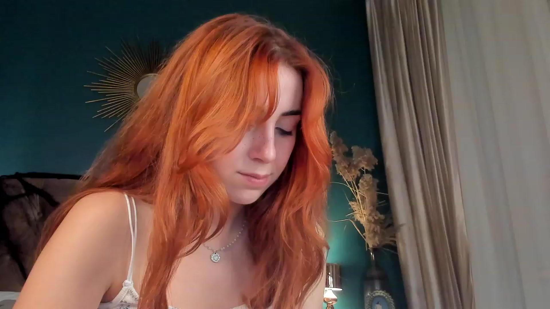 Gallery image thumbnail from ElsaYoung's myfreecams stream on, 11/01/2023, 18:26 image 2 of 20