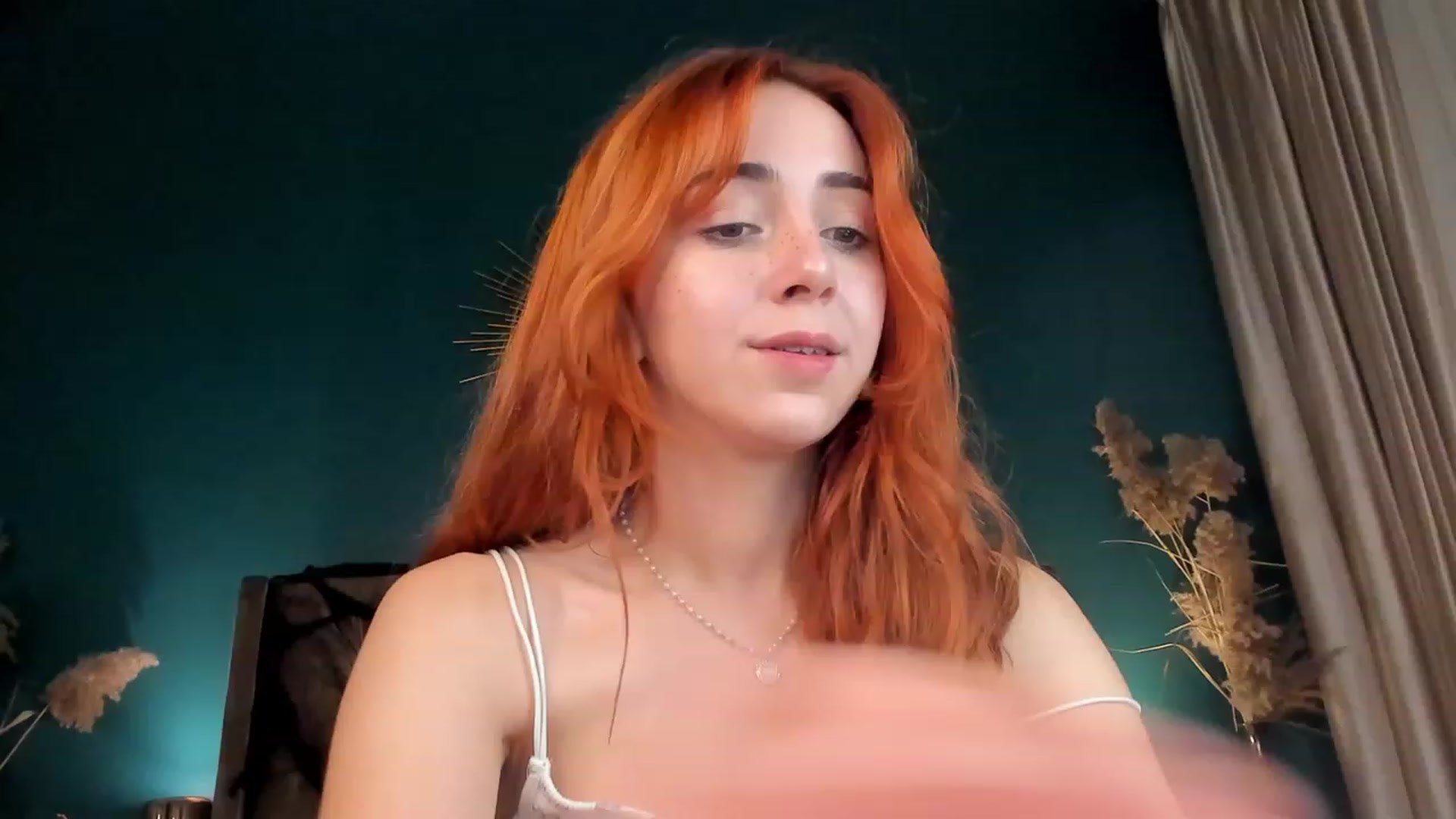 Gallery image thumbnail from ElsaYoung's myfreecams stream on, 11/01/2023, 18:26 image 4 of 20