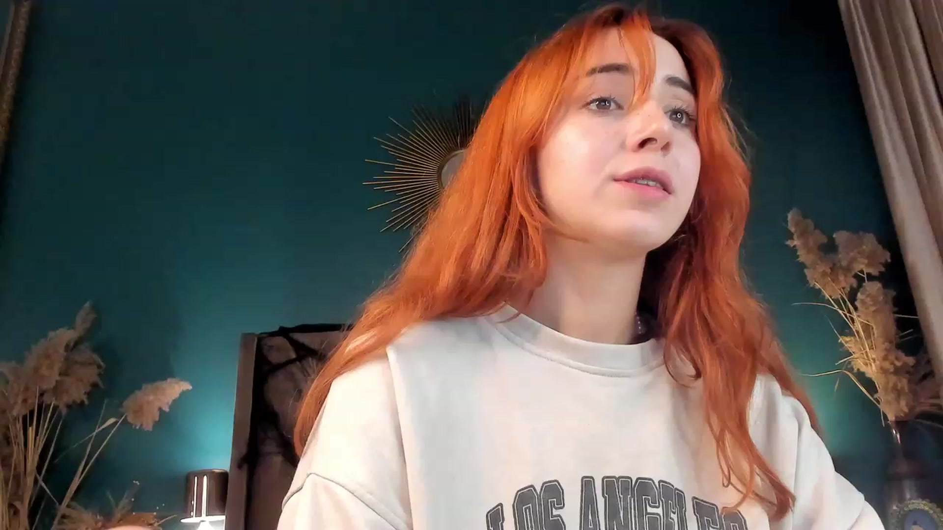 Gallery image thumbnail from ElsaYoung's myfreecams stream on, 11/01/2023, 20:17 image 16 of 20