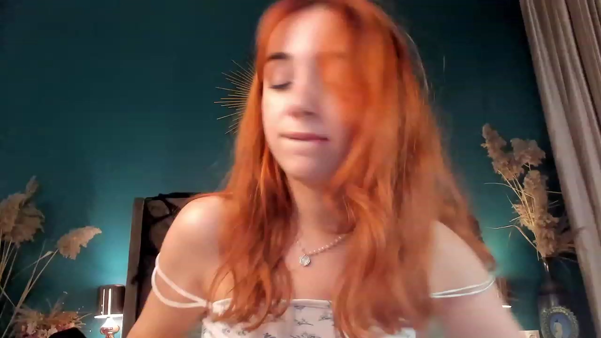 Gallery image thumbnail from ElsaYoung's myfreecams stream on, 11/01/2023, 20:17 image 9 of 20