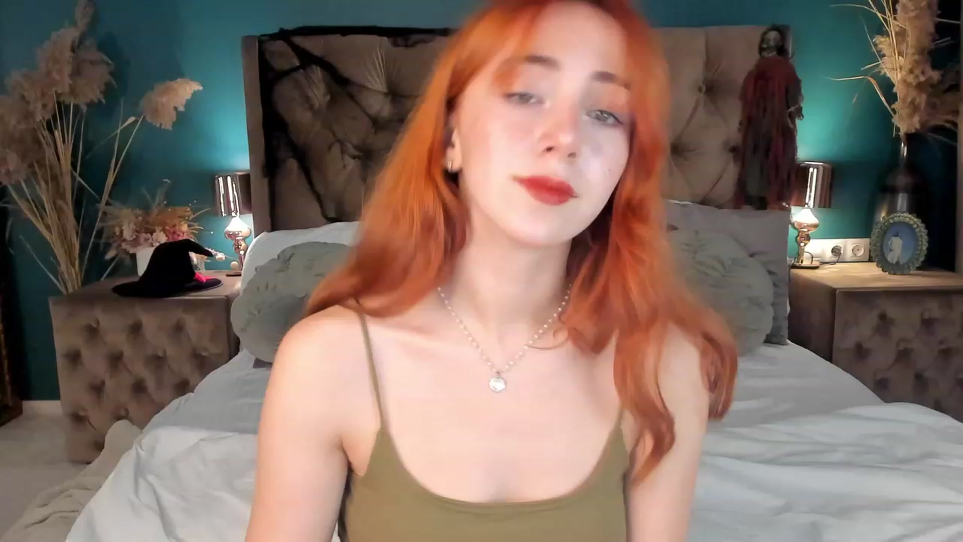 Gallery image thumbnail from ElsaYoung's myfreecams stream on, 11/02/2023, 13:45 image 3 of 20