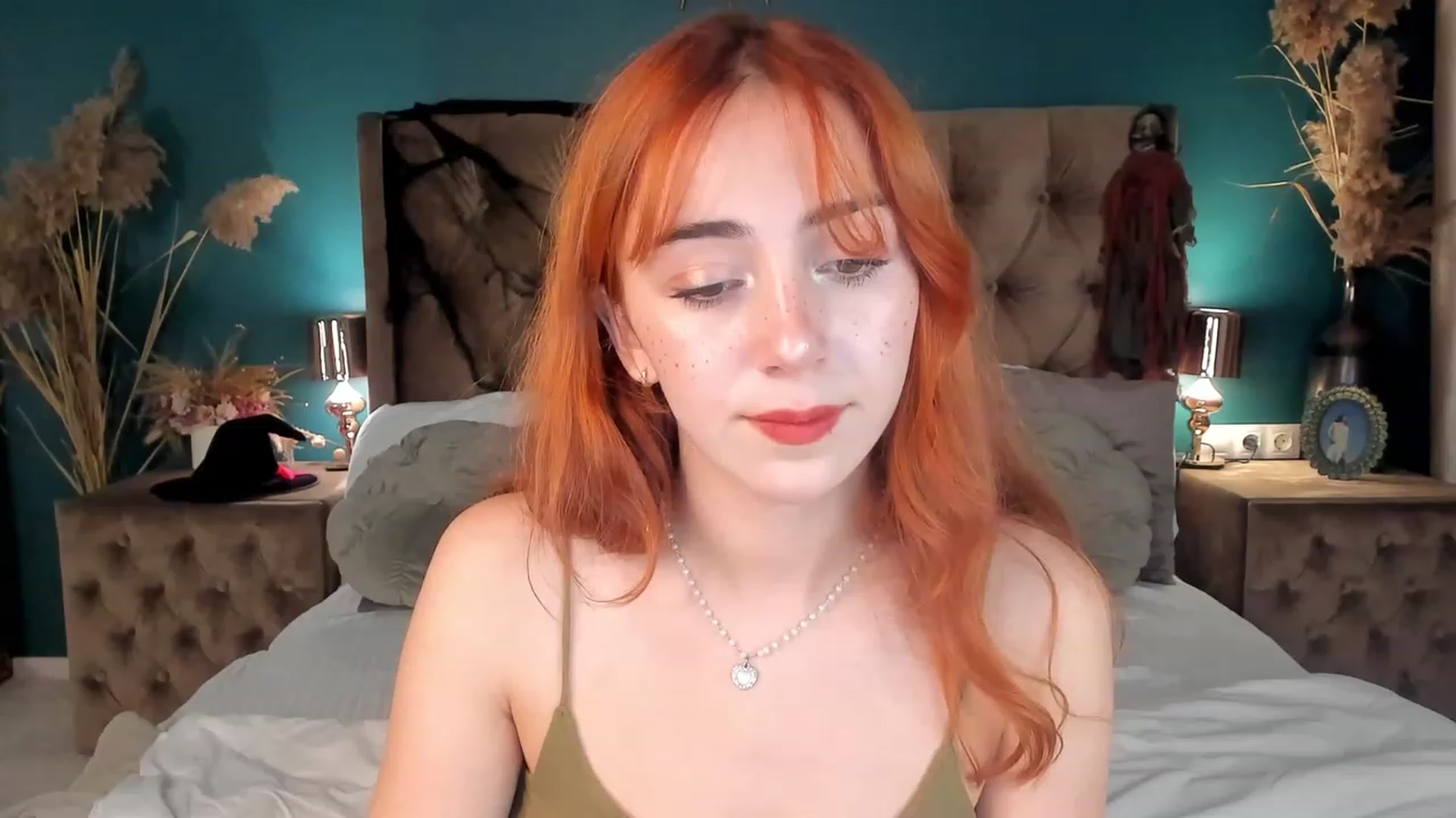 Gallery image thumbnail from ElsaYoung's myfreecams stream on, 11/02/2023, 14:27 image 17 of 20