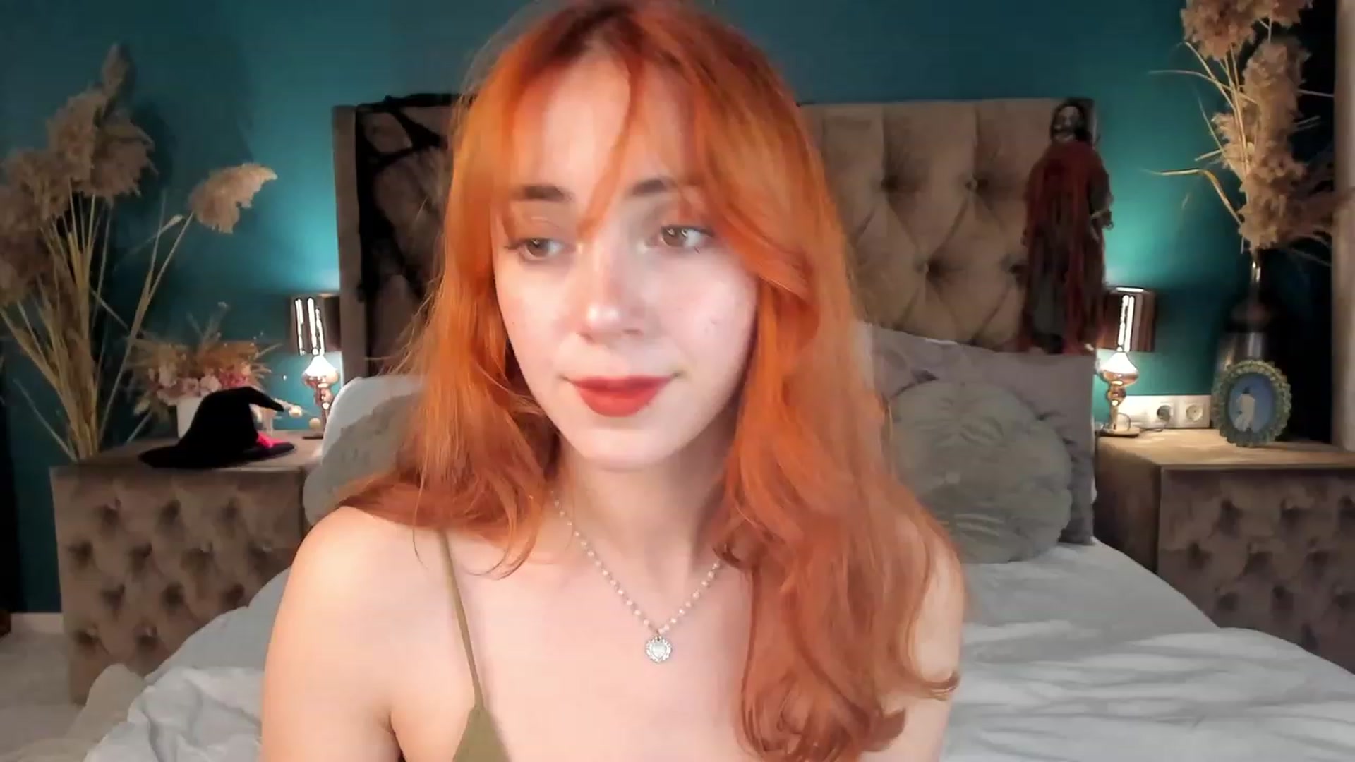 Gallery image thumbnail from ElsaYoung's myfreecams stream on, 11/02/2023, 14:27 image 5 of 20