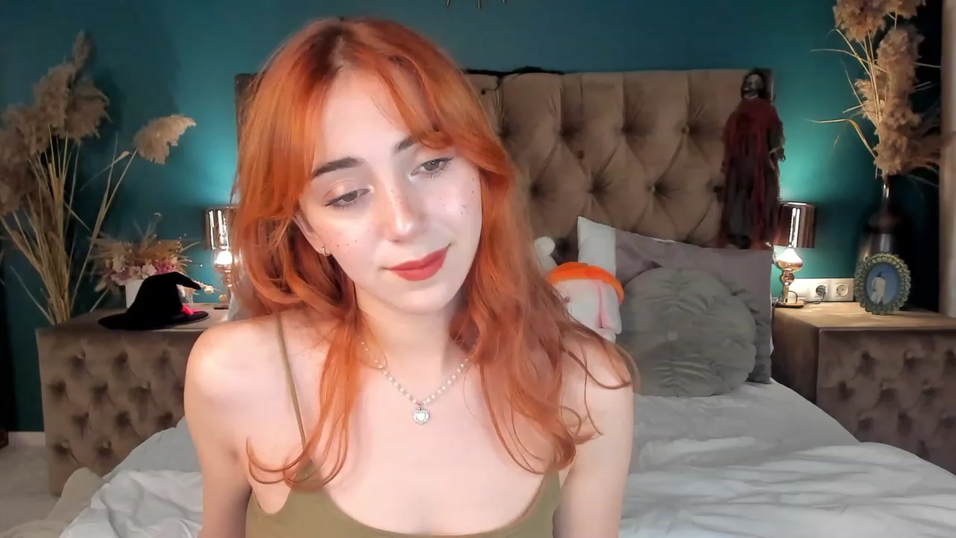 Gallery image thumbnail from ElsaYoung's myfreecams stream on, 11/02/2023, 14:27 image 9 of 20