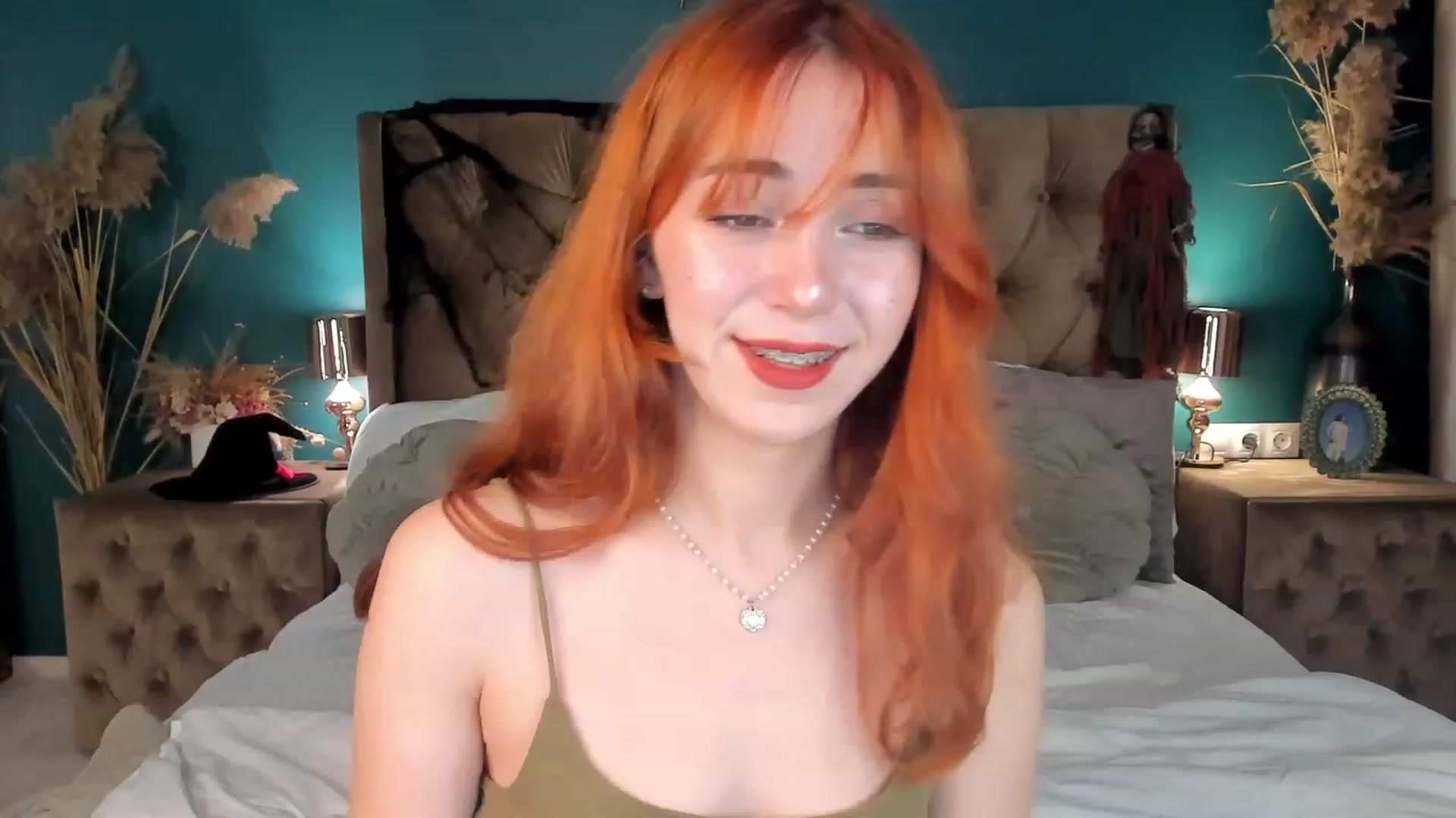 Gallery image thumbnail from ElsaYoung's myfreecams stream on, 11/02/2023, 14:27 image 2 of 20
