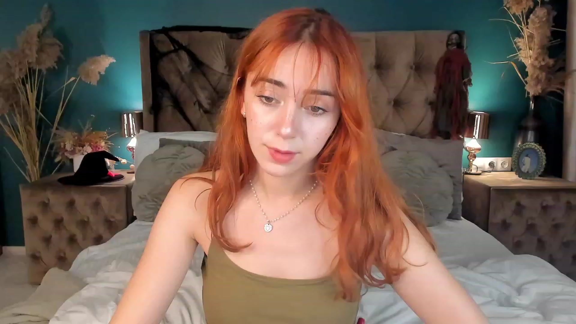 Gallery image thumbnail from ElsaYoung's myfreecams stream on, 11/02/2023, 15:11 image 1 of 20