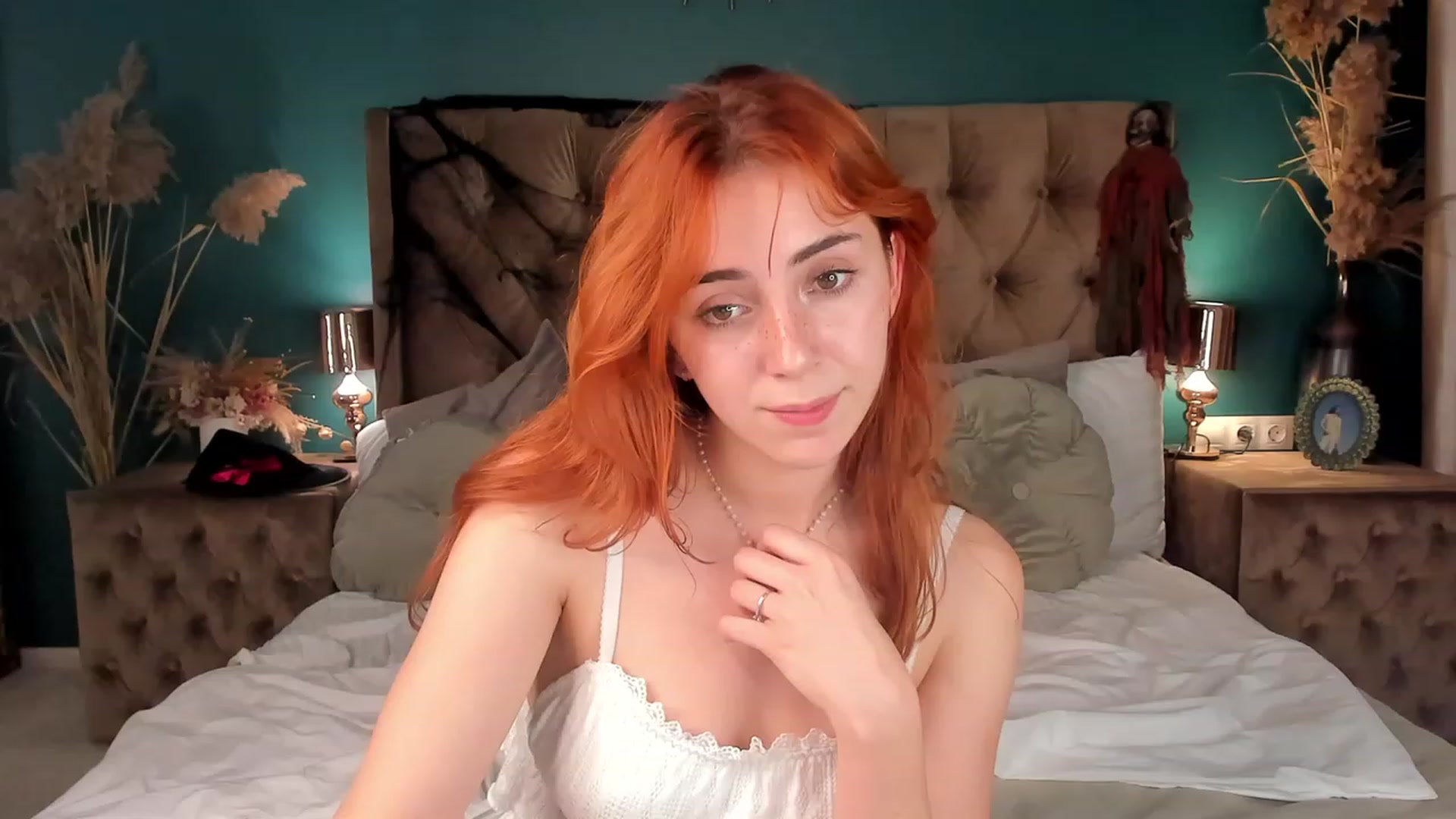 Gallery image thumbnail from ElsaYoung's myfreecams stream on, 11/03/2023, 20:28 image 5 of 20