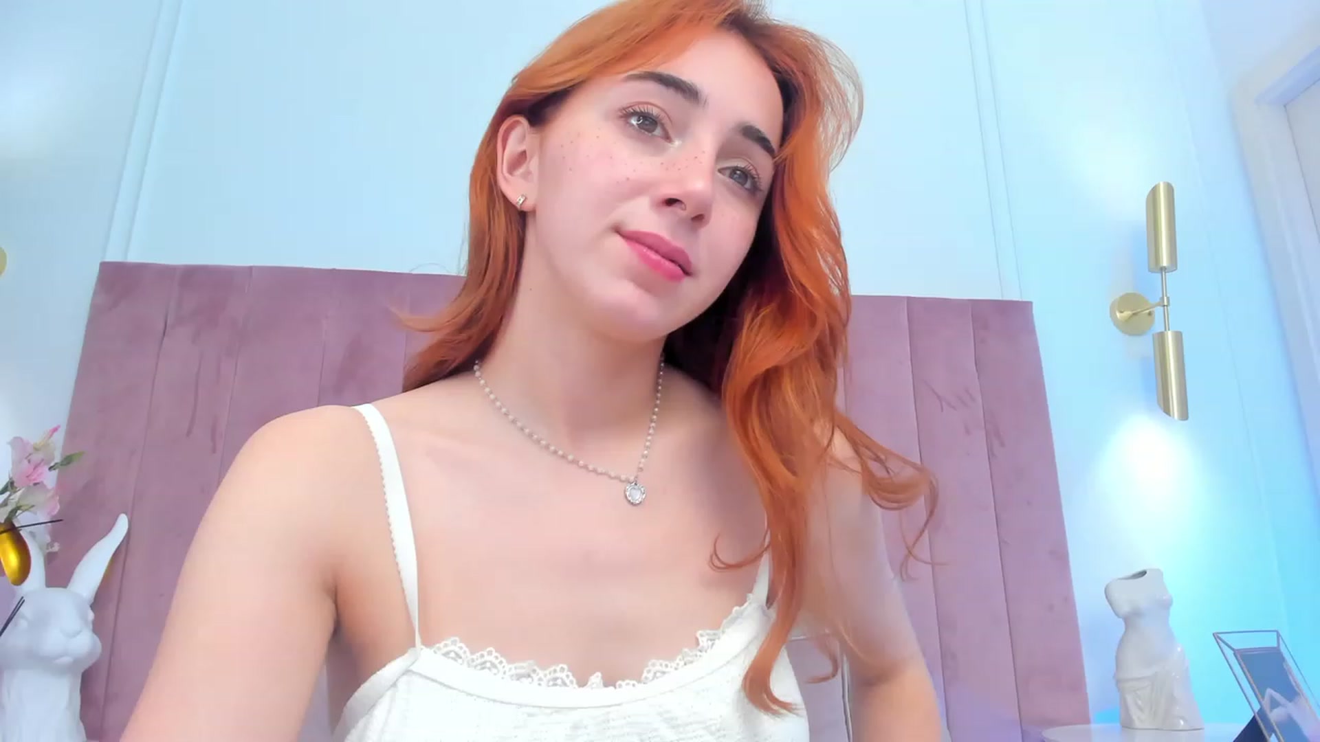 Gallery image thumbnail from ElsaYoung's myfreecams stream on, 11/04/2023, 18:29 image 1 of 20