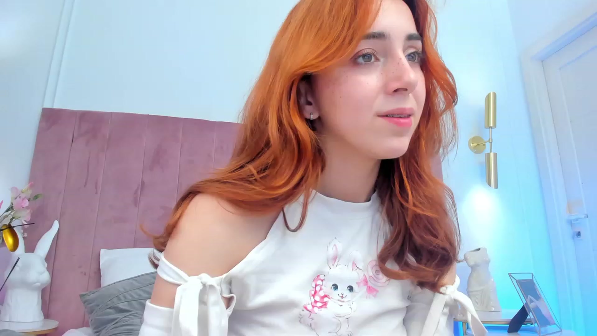 Gallery image thumbnail from ElsaYoung's myfreecams stream on, 11/04/2023, 19:57 image 1 of 20