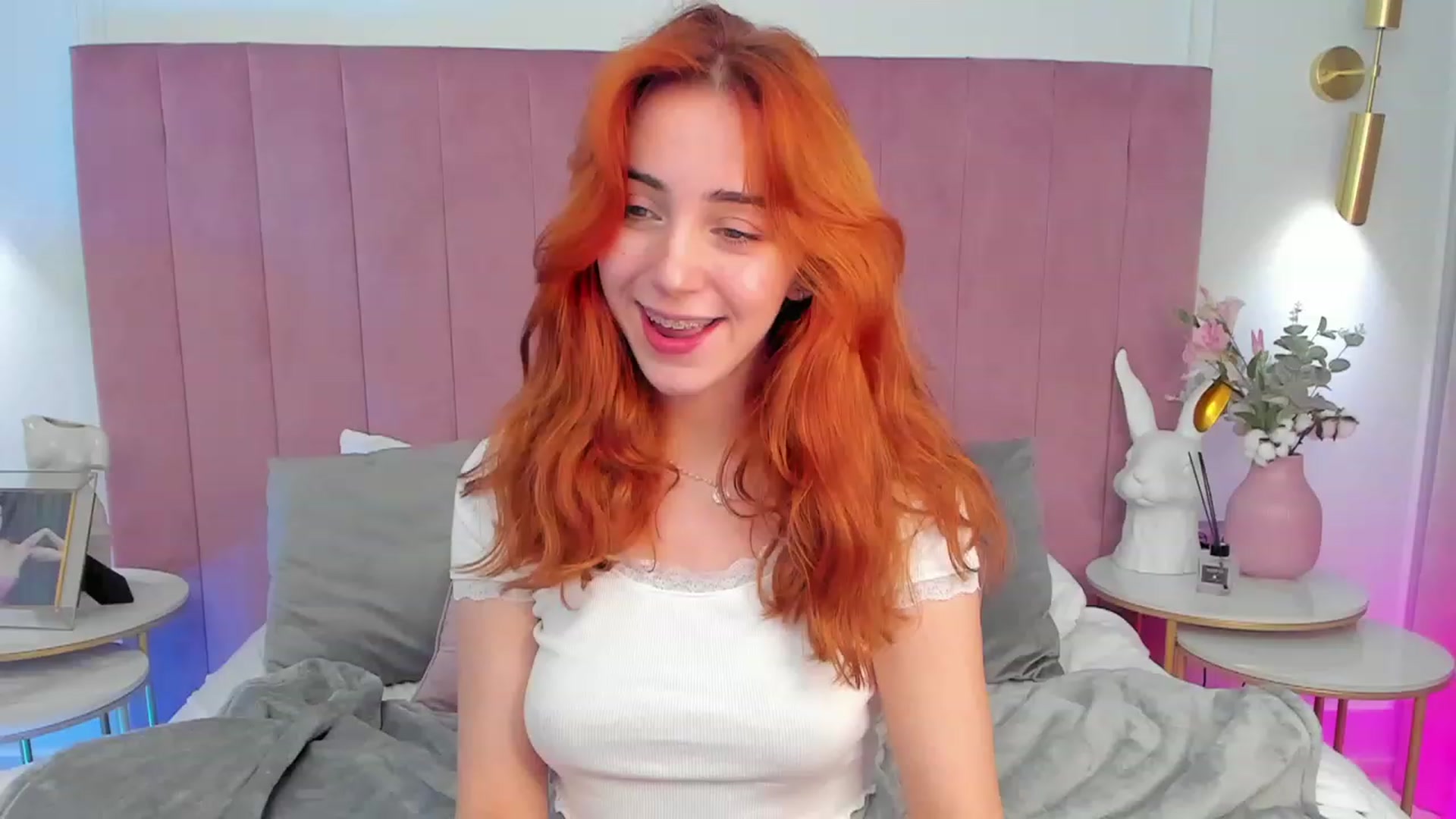 Gallery image thumbnail from ElsaYoung's myfreecams stream on, 11/07/2023, 22:36 image 18 of 20