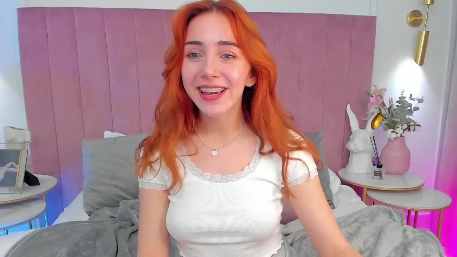 Gallery image thumbnail from ElsaYoung's myfreecams stream on, 11/07/2023, 23:28 image 9 of 20