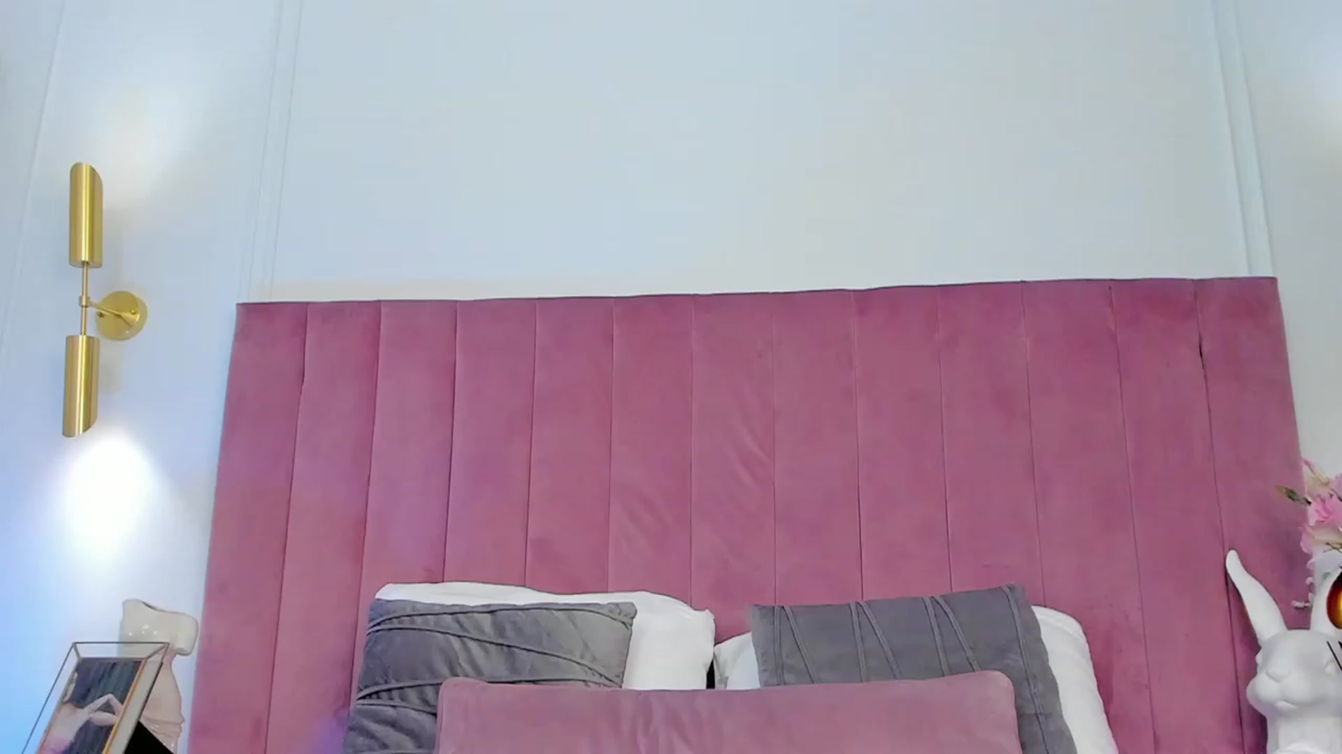 Gallery image thumbnail from ElsaYoung's myfreecams stream on, 11/08/2023, 05:04 image 20 of 20