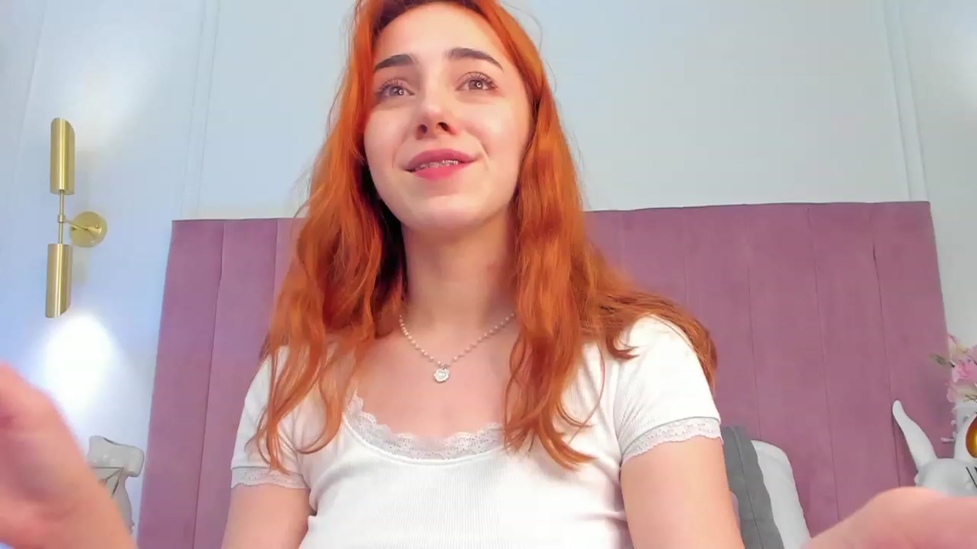 Gallery image thumbnail from ElsaYoung's myfreecams stream on, 11/08/2023, 05:04 image 16 of 20