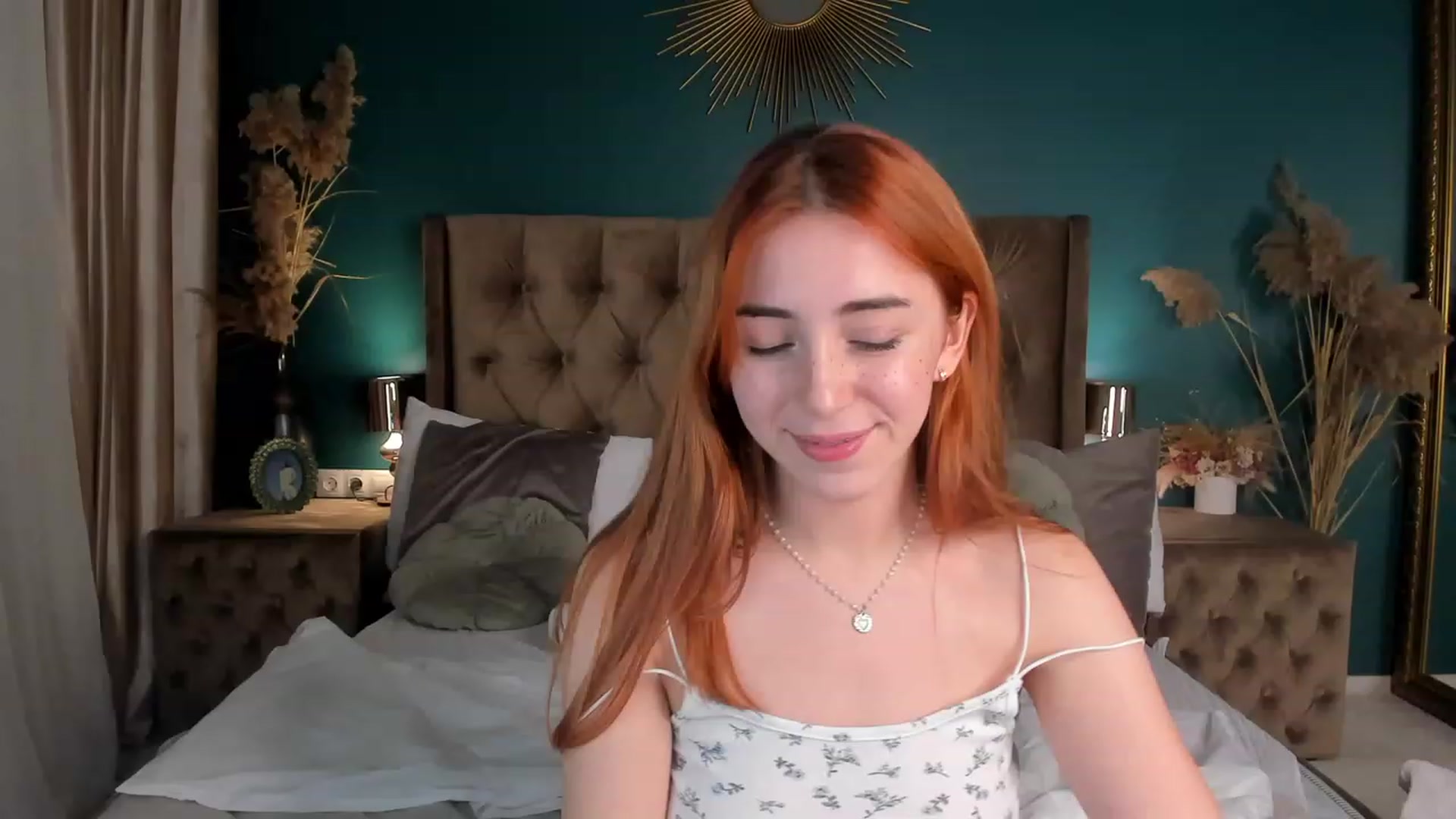 Gallery image thumbnail from ElsaYoung's myfreecams stream on, 11/09/2023, 23:07 image 17 of 20