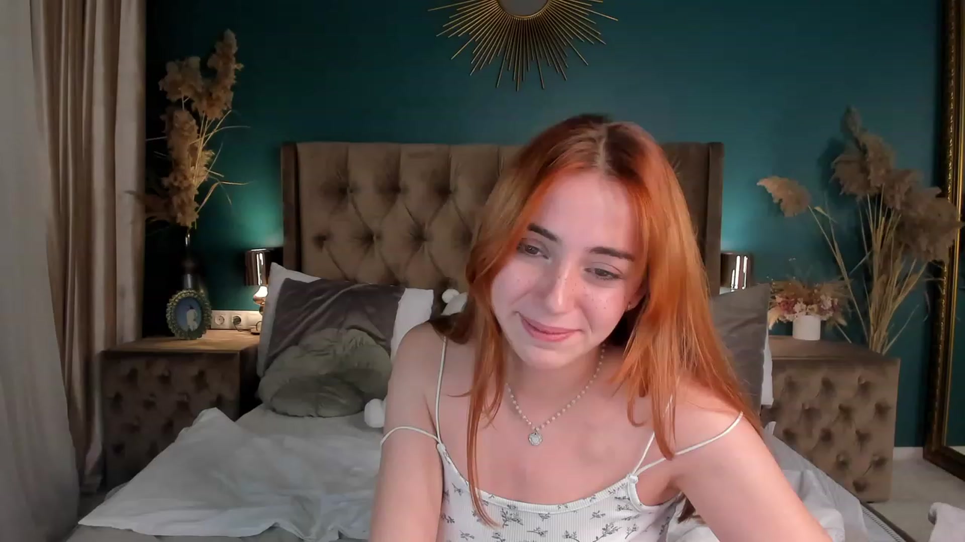 Gallery image thumbnail from ElsaYoung's myfreecams stream on, 11/09/2023, 23:07 image 19 of 20