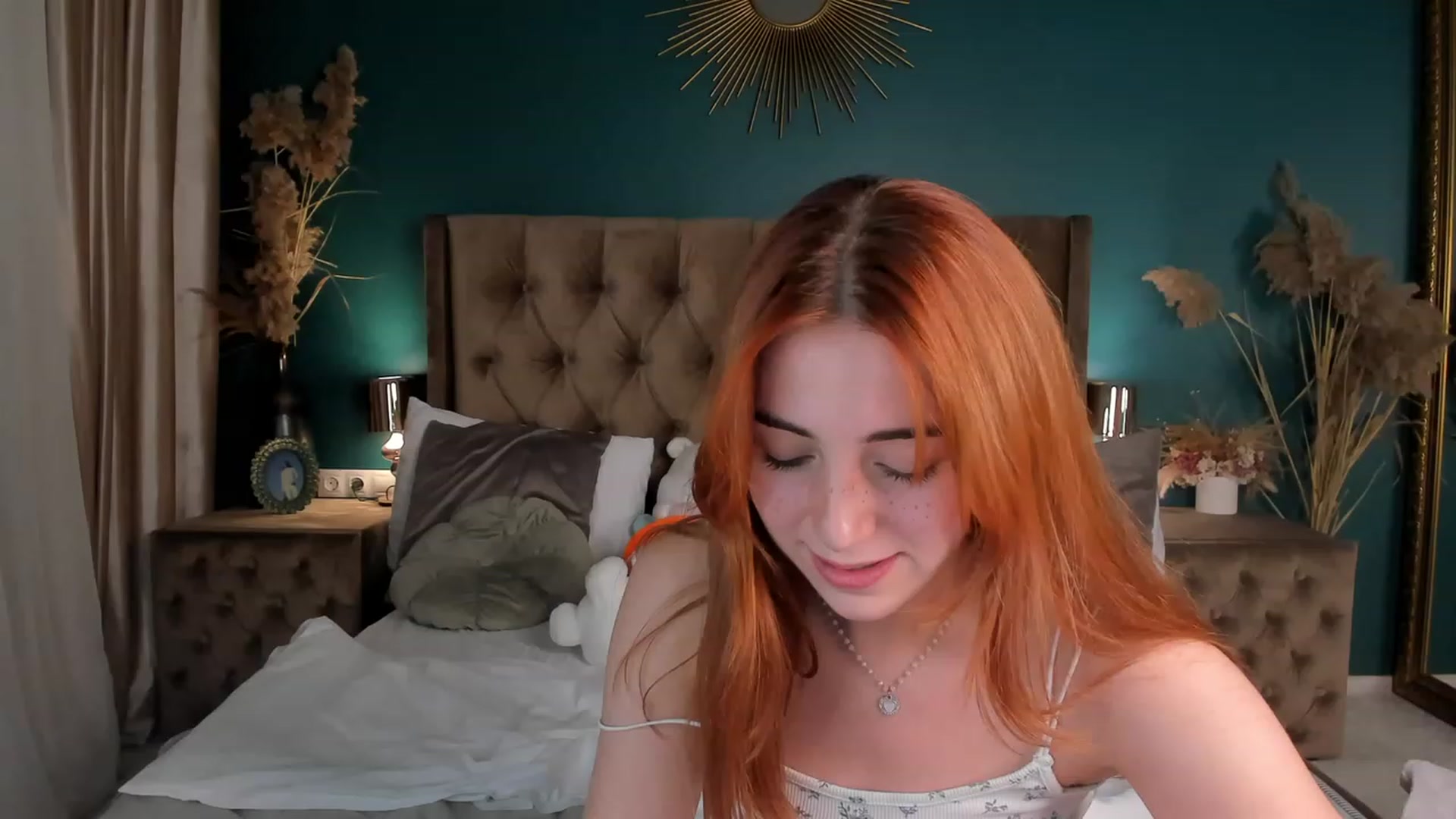 Gallery image thumbnail from ElsaYoung's myfreecams stream on, 11/09/2023, 23:07 image 20 of 20