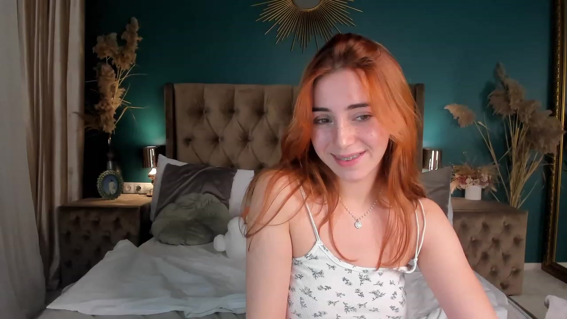 Gallery image thumbnail from ElsaYoung's myfreecams stream on, 11/09/2023, 23:07 image 2 of 20