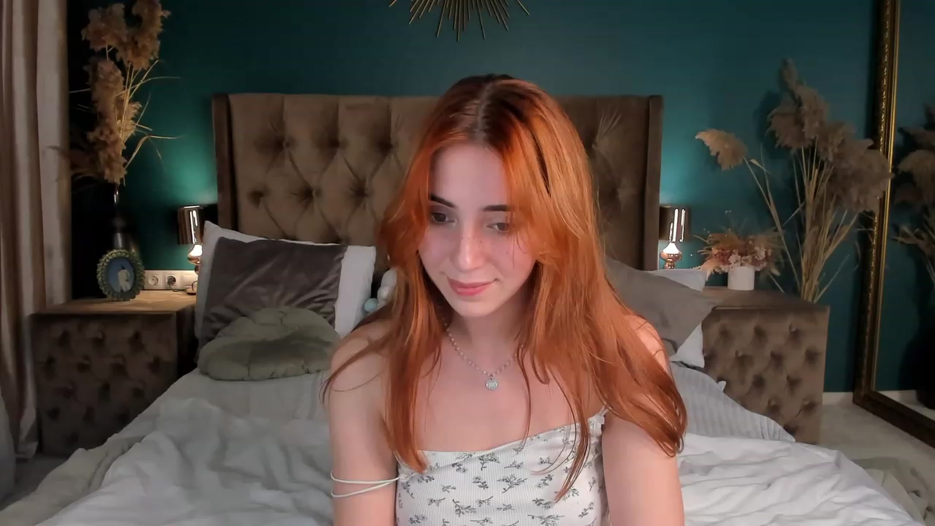 Gallery image thumbnail from ElsaYoung's myfreecams stream on, 11/10/2023, 03:37 image 4 of 20