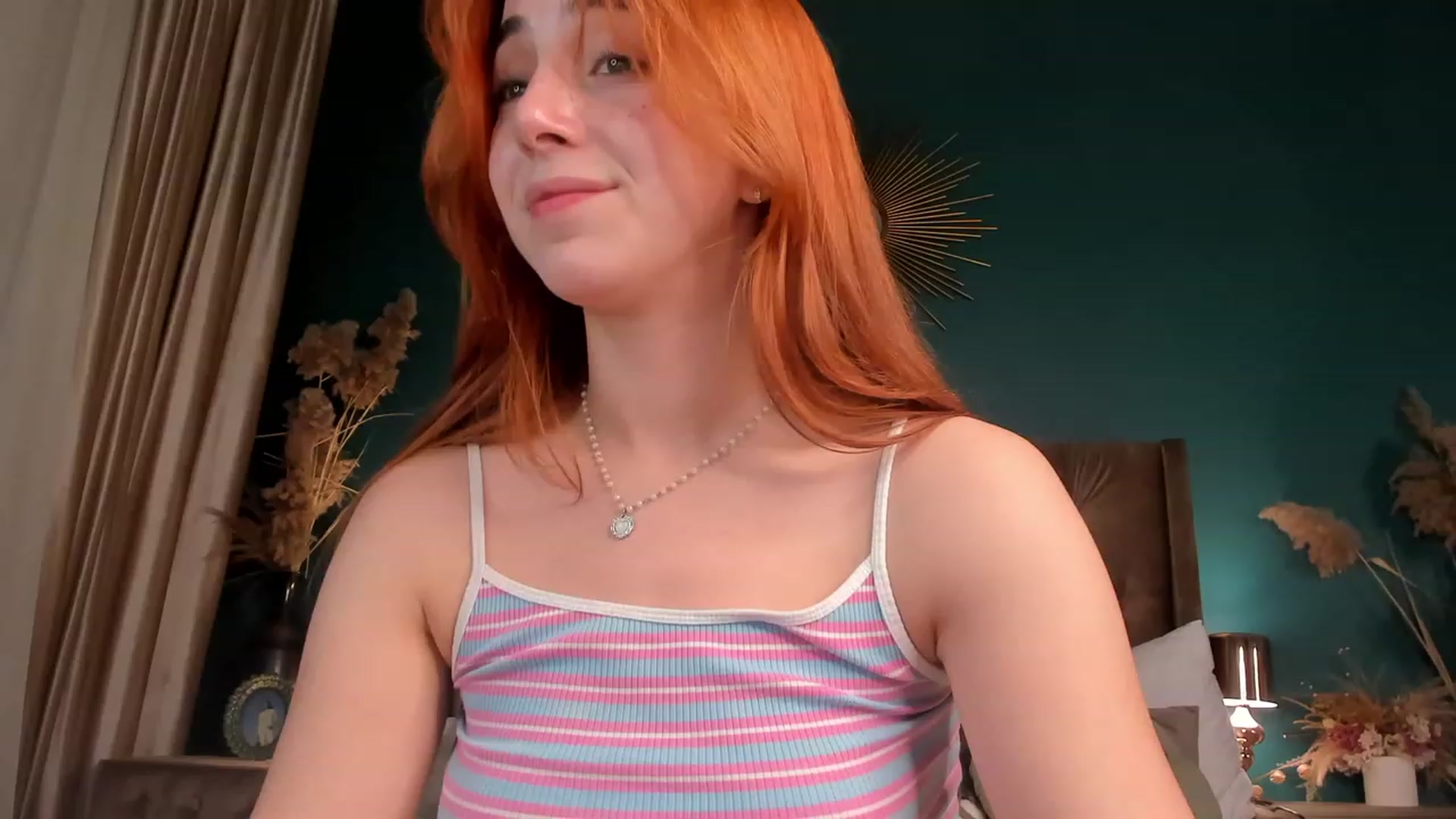 Gallery image thumbnail from ElsaYoung's myfreecams stream on, 11/11/2023, 01:40 image 1 of 20