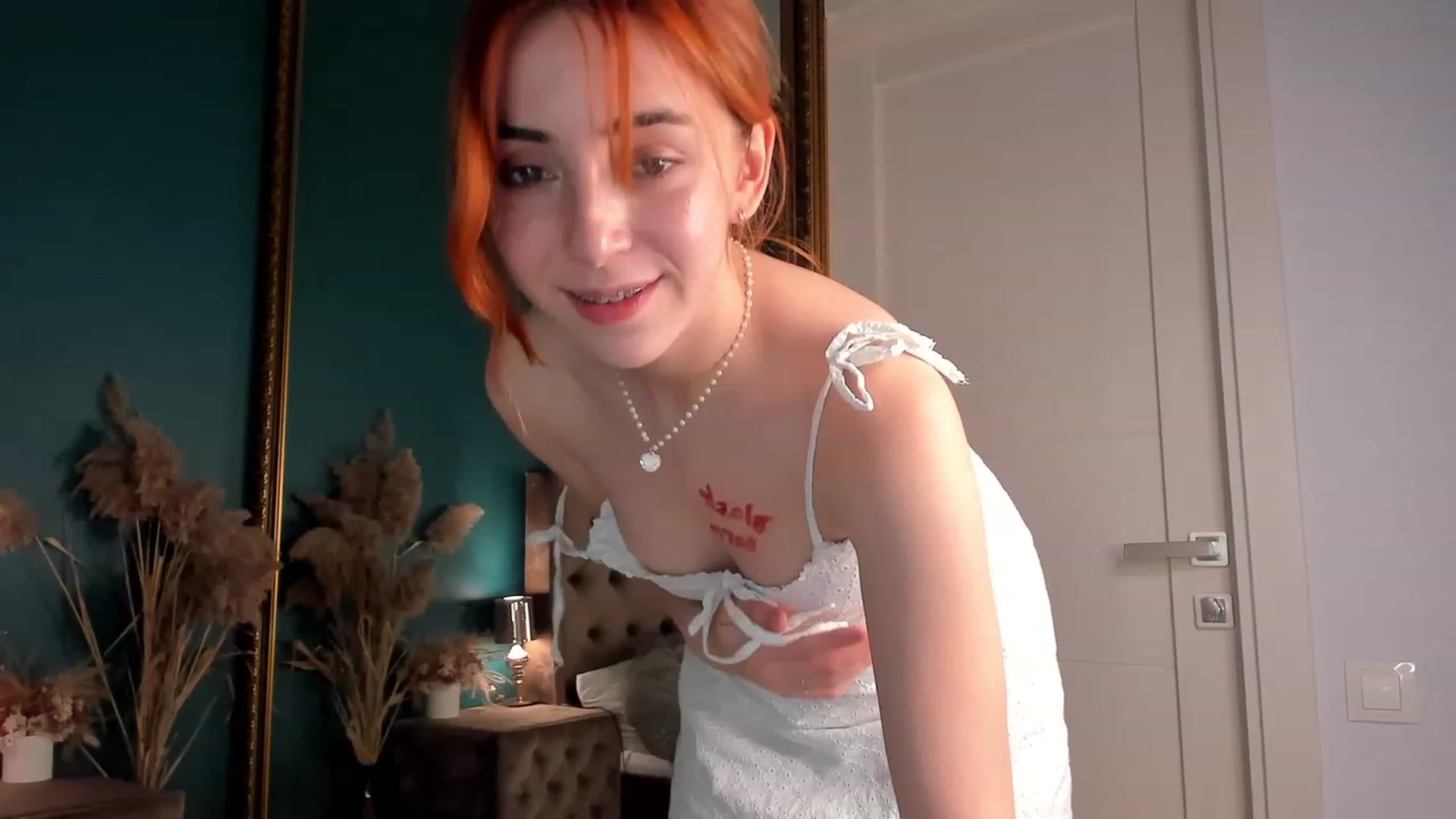 Gallery image thumbnail from ElsaYoung's myfreecams stream on, 11/12/2023, 02:08 image 4 of 20