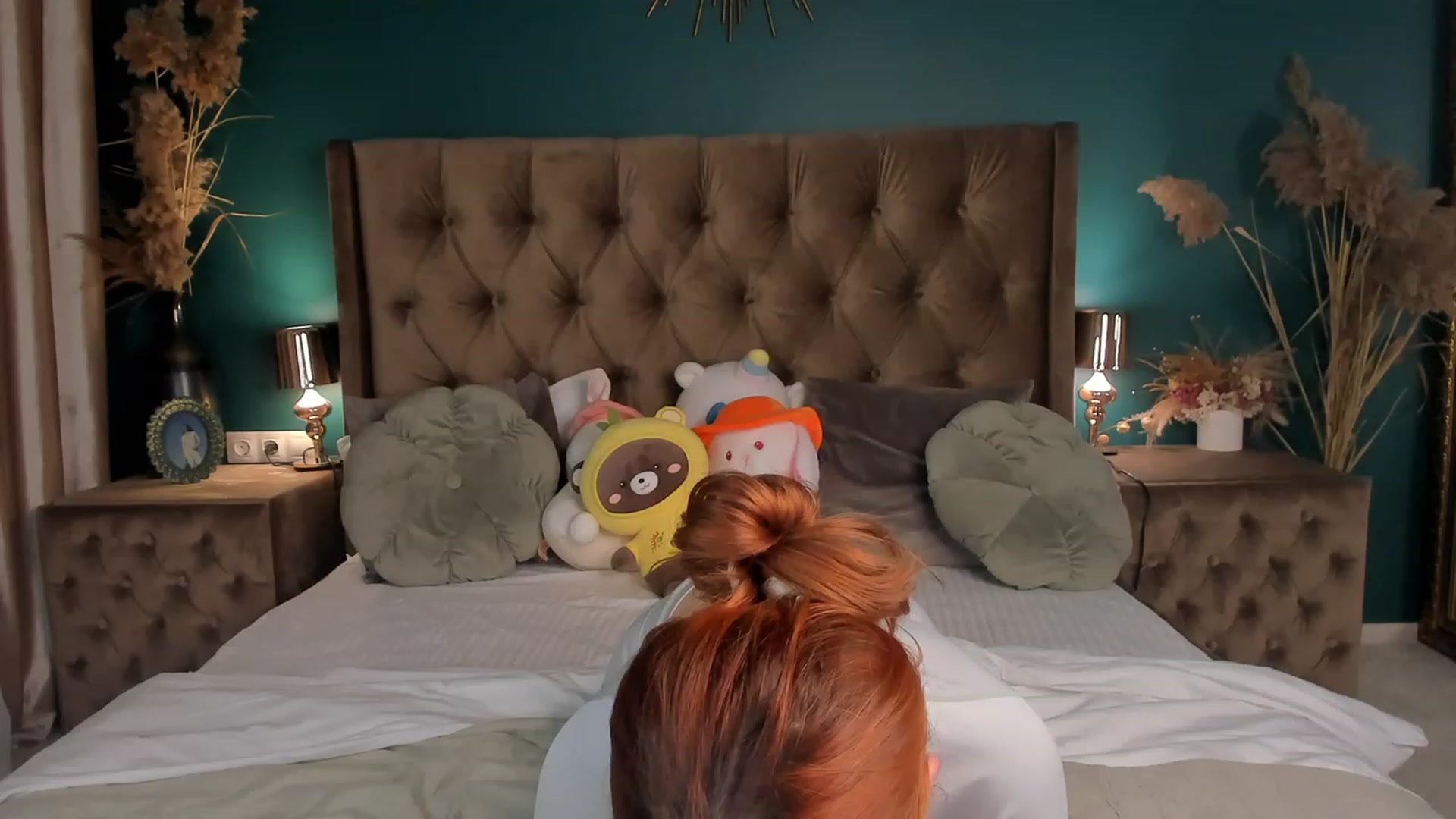 Gallery image thumbnail from ElsaYoung's myfreecams stream on, 11/12/2023, 02:08 image 12 of 20