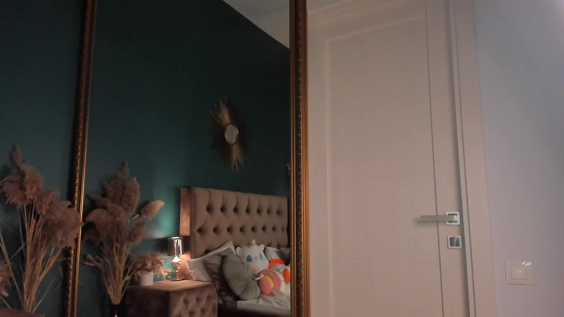 Gallery image thumbnail from ElsaYoung's myfreecams stream on, 11/12/2023, 23:44 image 16 of 20