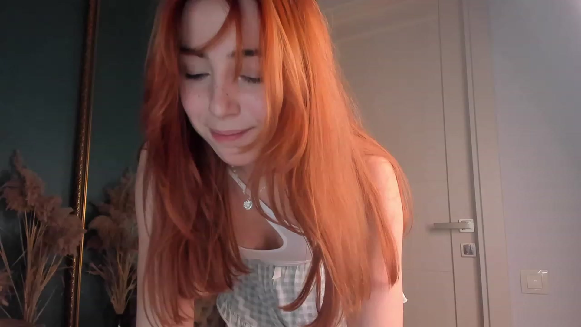 Gallery image thumbnail from ElsaYoung's myfreecams stream on, 11/12/2023, 23:44 image 7 of 20
