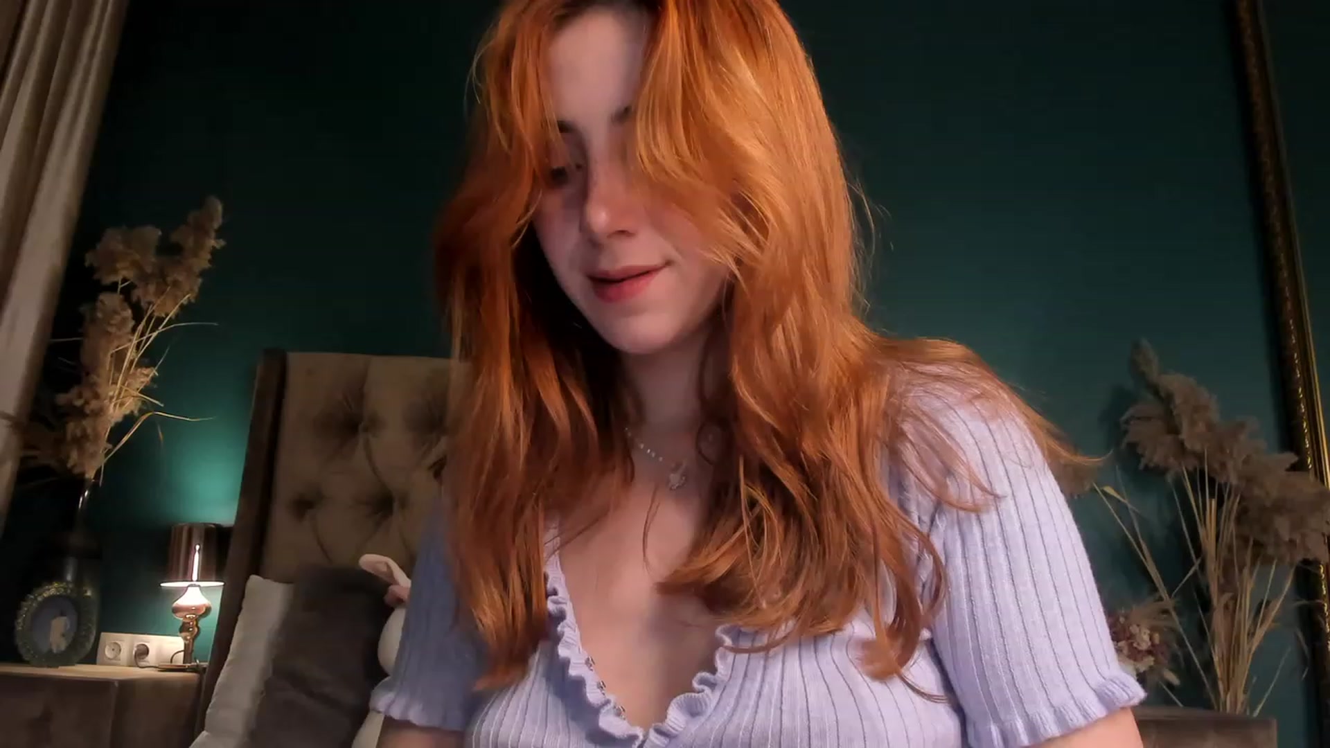 Gallery image thumbnail from ElsaYoung's myfreecams stream on, 11/14/2023, 17:14 image 7 of 20