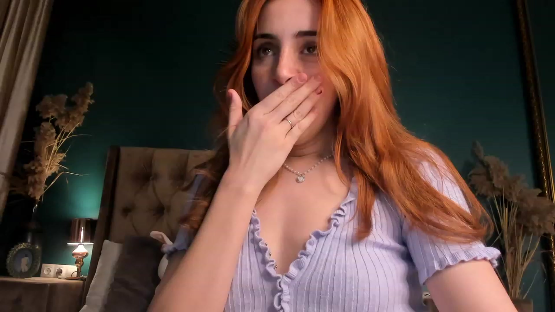 Gallery image thumbnail from ElsaYoung's myfreecams stream on, 11/14/2023, 17:14 image 8 of 20