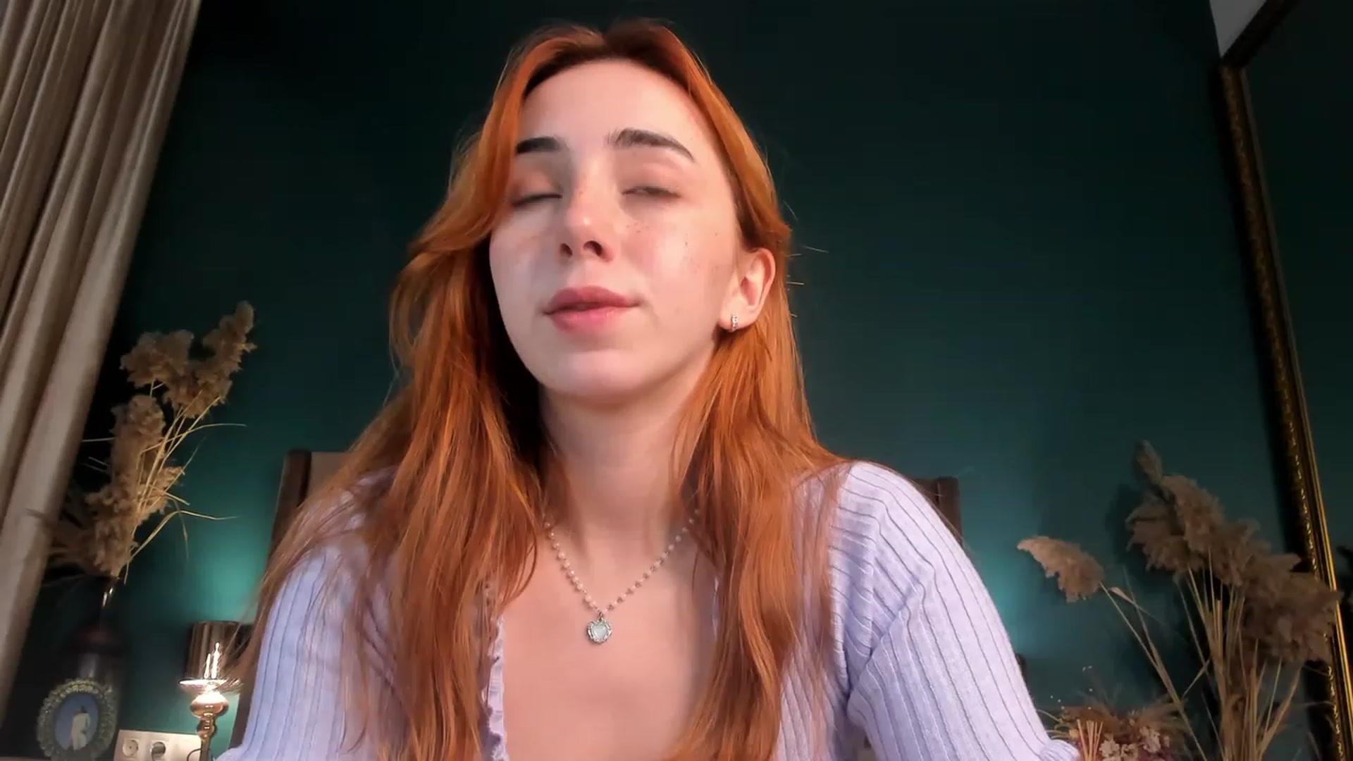 Gallery image thumbnail from ElsaYoung's myfreecams stream on, 11/14/2023, 17:58 image 7 of 20