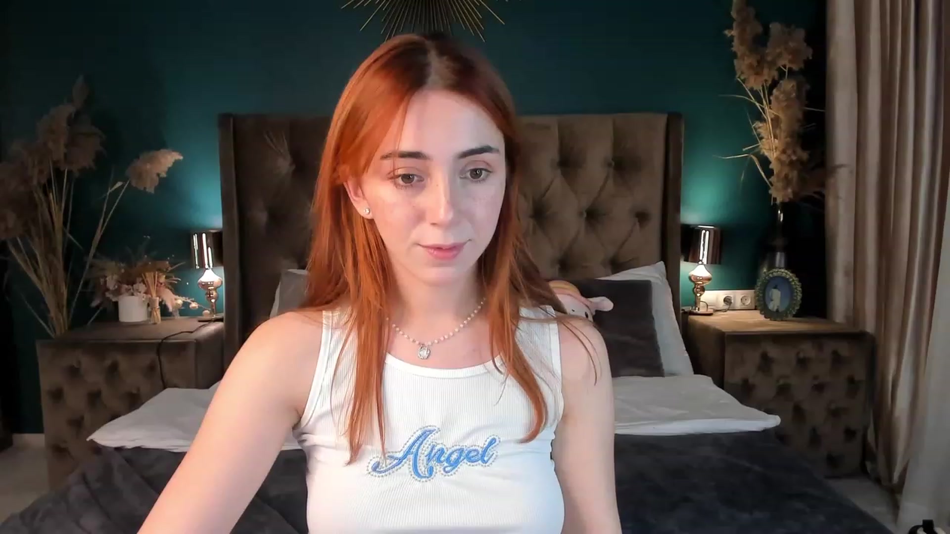 Gallery image thumbnail from ElsaYoung's myfreecams stream on, 11/19/2023, 20:54 image 8 of 20
