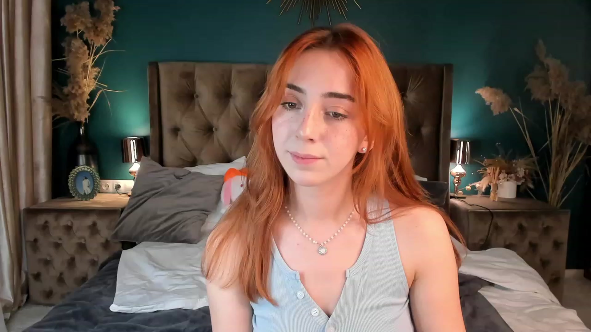 Gallery image thumbnail from ElsaYoung's myfreecams stream on, 11/21/2023, 16:23 image 2 of 20