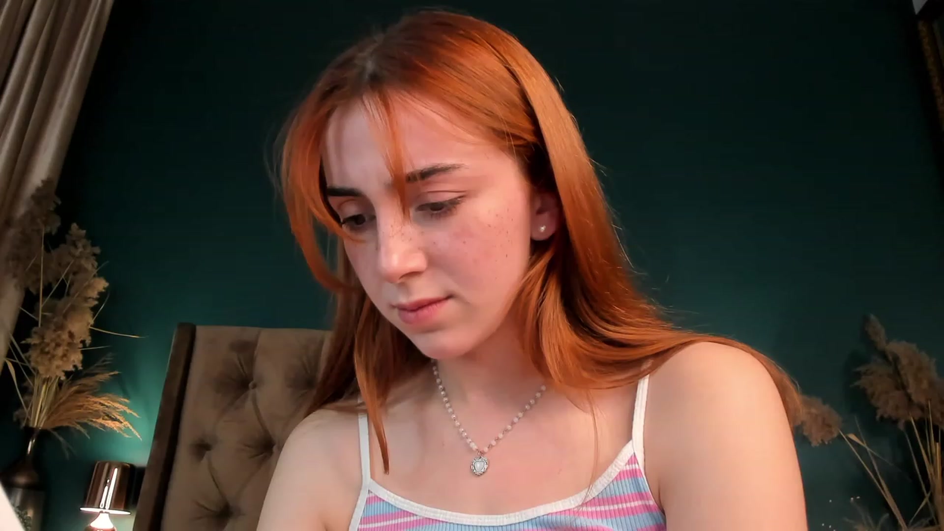 Gallery image thumbnail from ElsaYoung's myfreecams stream on, 11/24/2023, 16:40 image 1 of 20