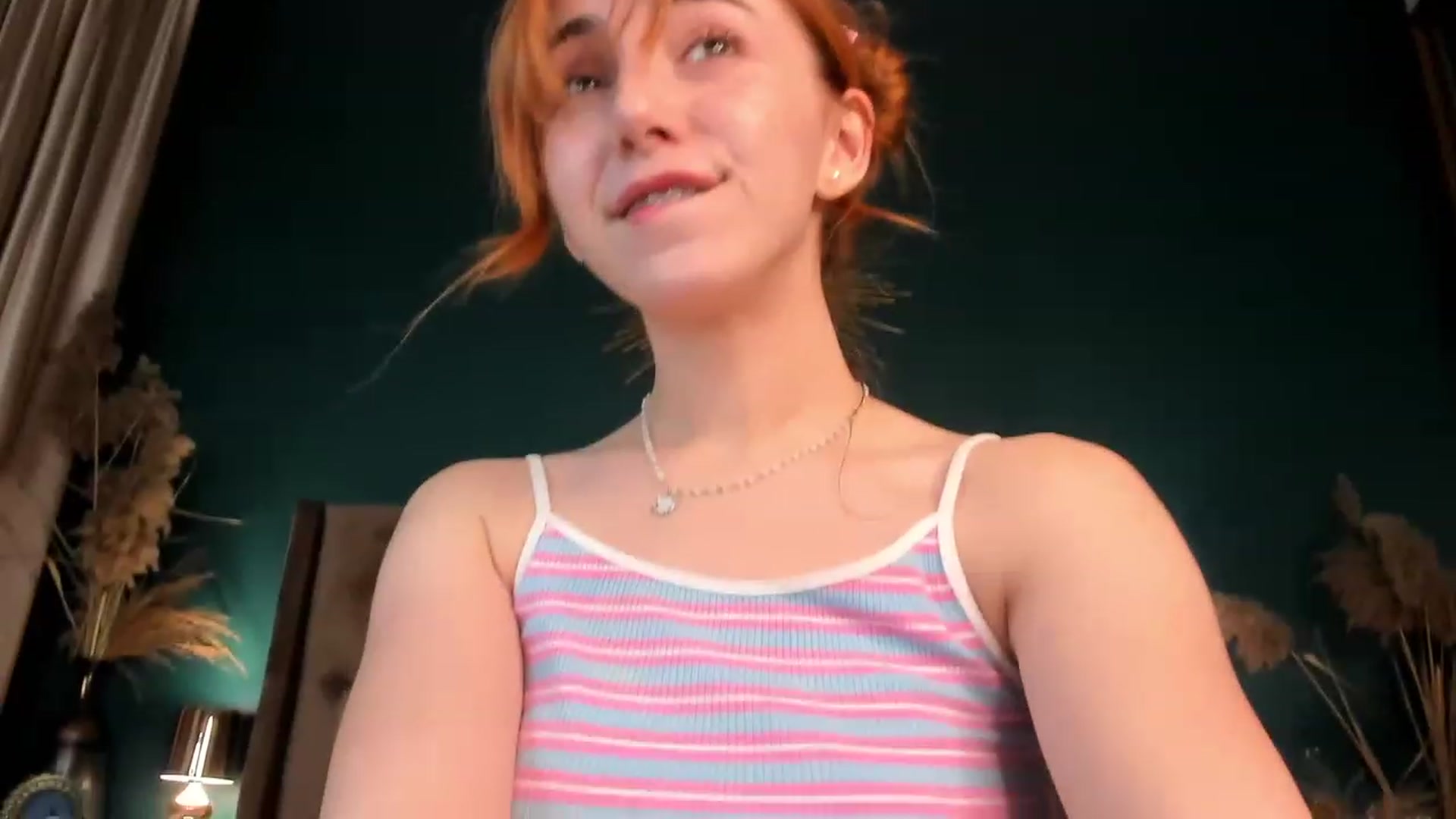 Gallery image thumbnail from ElsaYoung's myfreecams stream on, 11/24/2023, 19:27 image 11 of 20