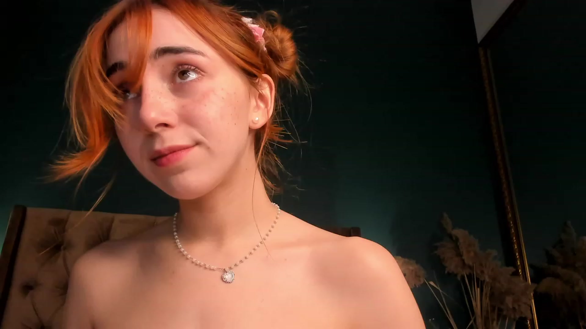 Gallery image thumbnail from ElsaYoung's myfreecams stream on, 11/24/2023, 20:05 image 7 of 20