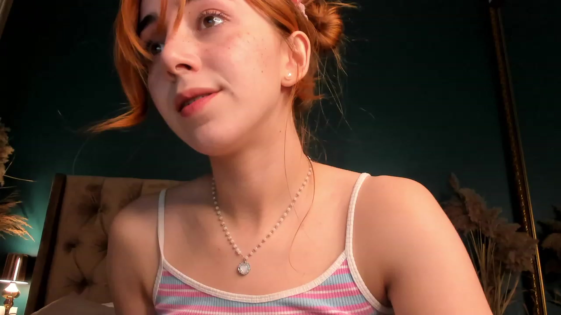 Gallery image thumbnail from ElsaYoung's myfreecams stream on, 11/24/2023, 20:29 image 6 of 20