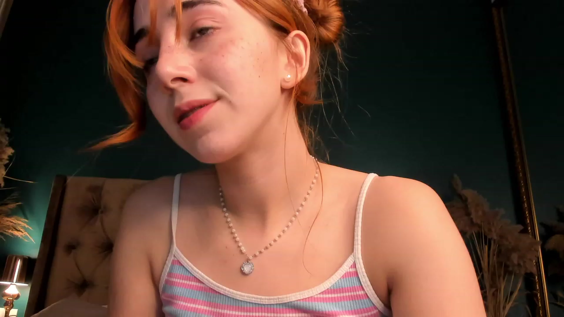 Gallery image thumbnail from ElsaYoung's myfreecams stream on, 11/24/2023, 20:29 image 5 of 20